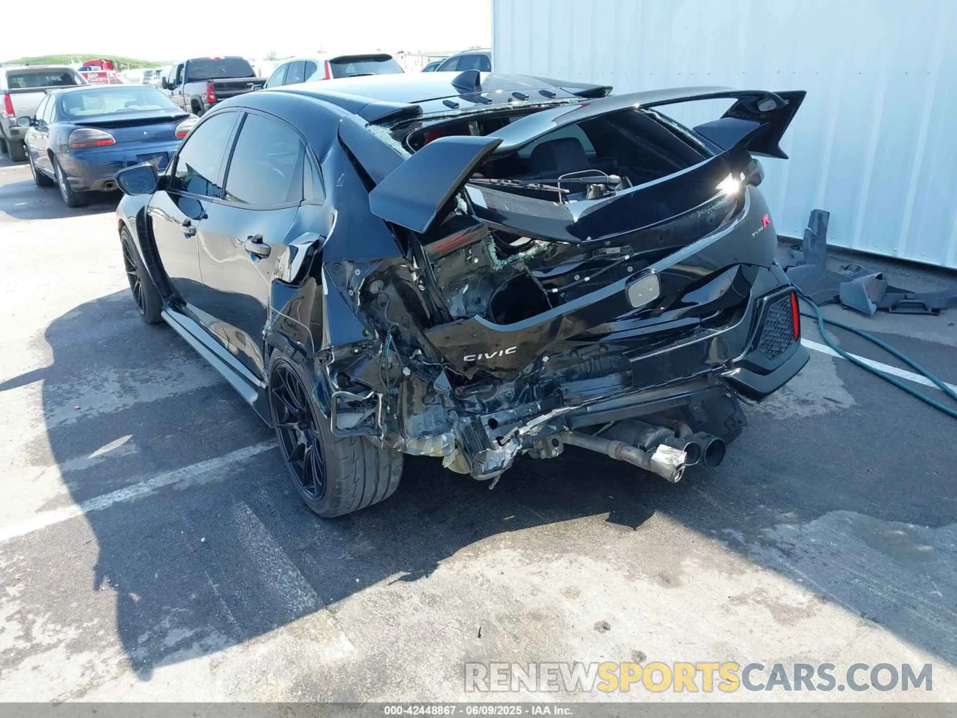 6 Photograph of a damaged car SHHFK8G7XKU202305 HONDA CIVIC TYPE R 2019