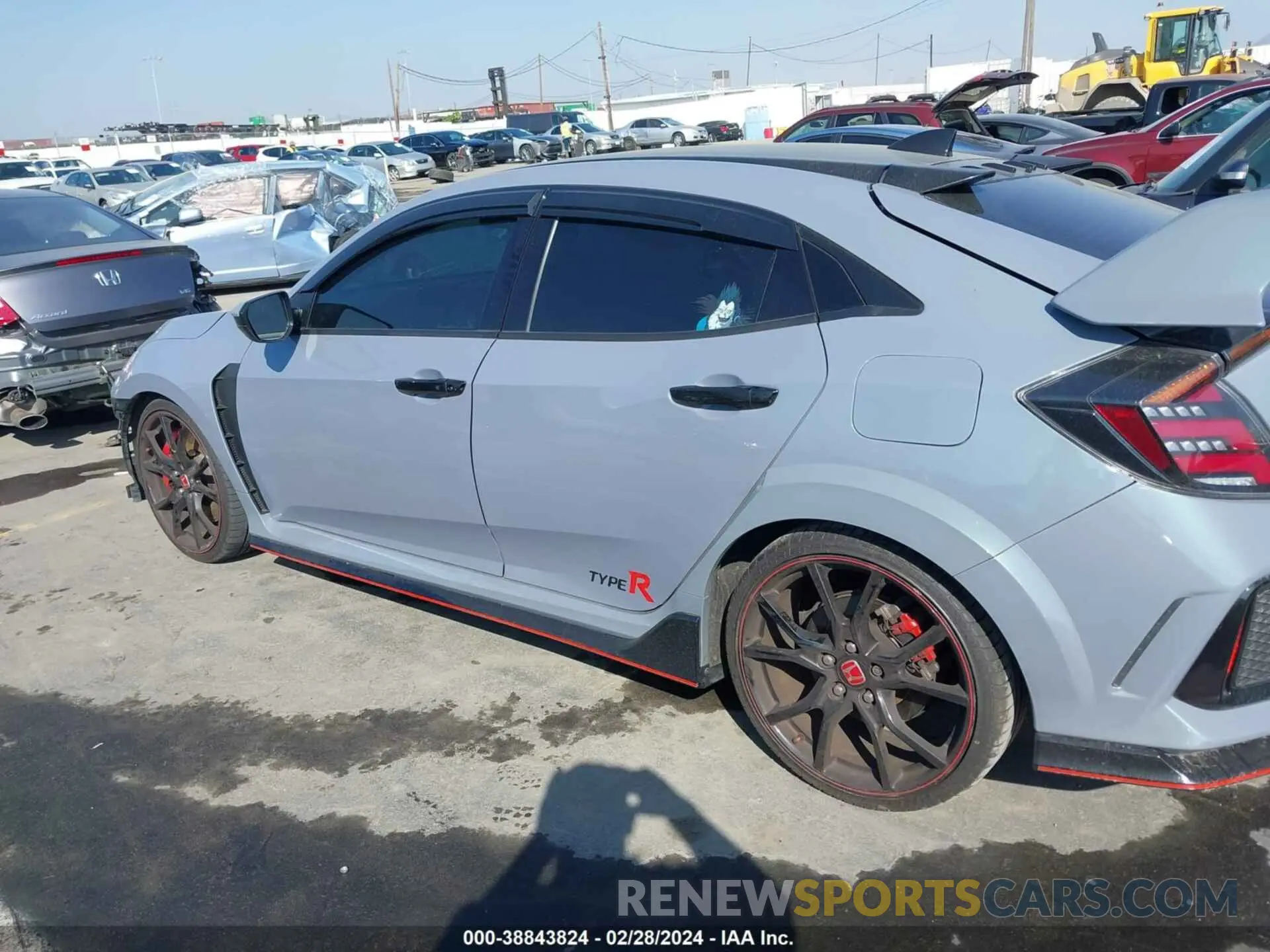 15 Photograph of a damaged car SHHFK8G7XKU204670 HONDA CIVIC TYPE R 2019