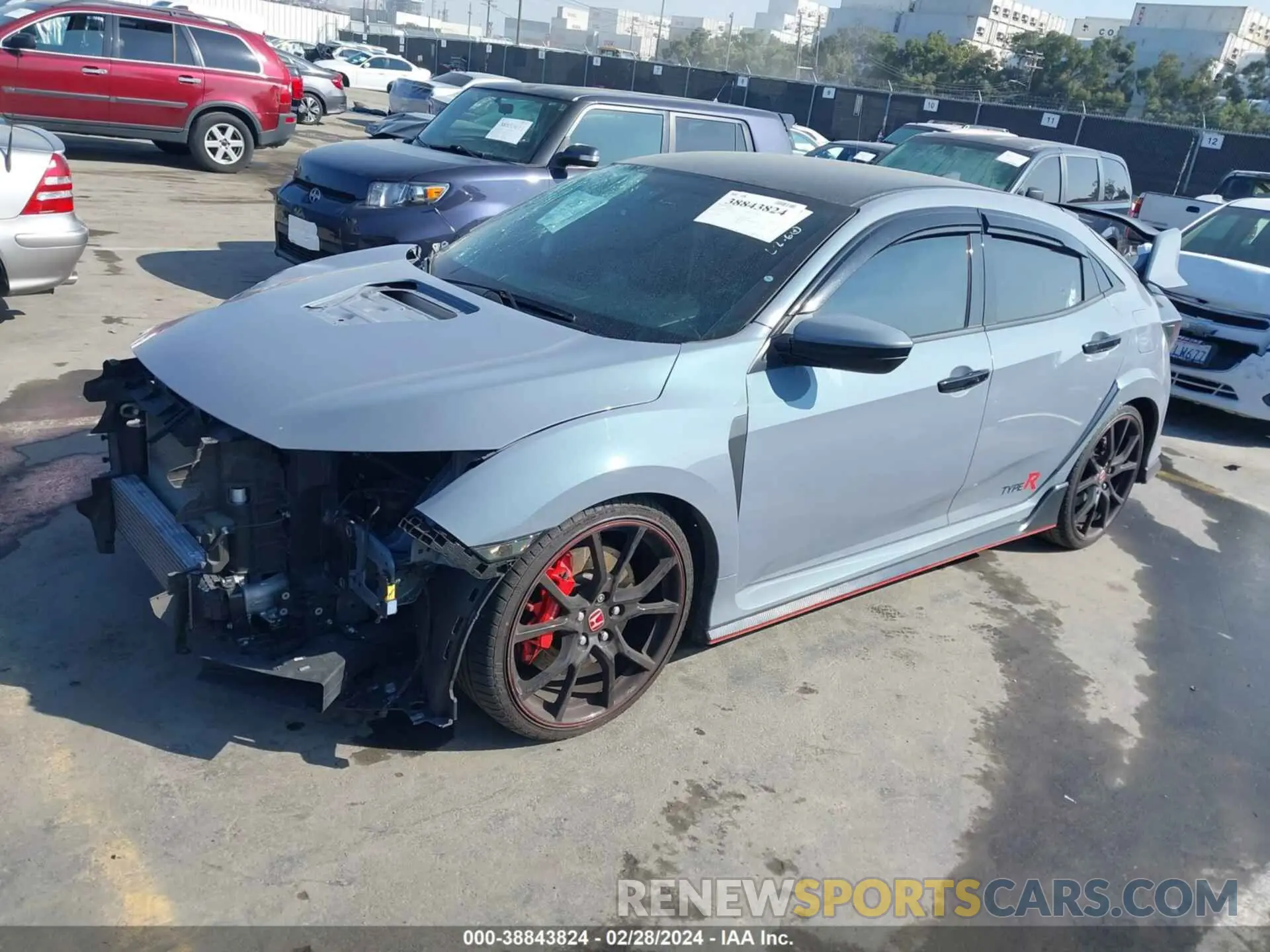 2 Photograph of a damaged car SHHFK8G7XKU204670 HONDA CIVIC TYPE R 2019