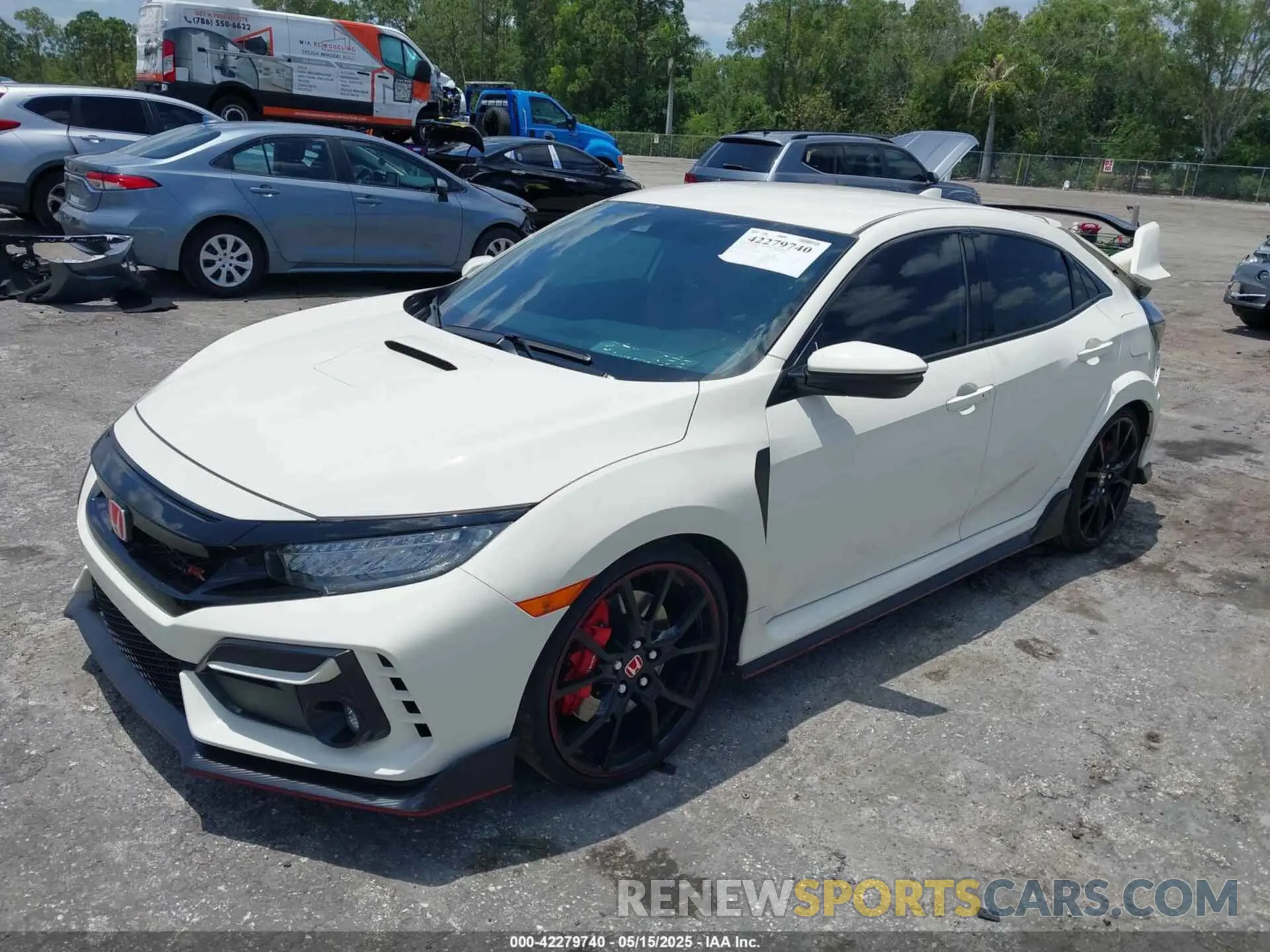2 Photograph of a damaged car SHHFK8G71LU200590 HONDA CIVIC TYPE R 2020