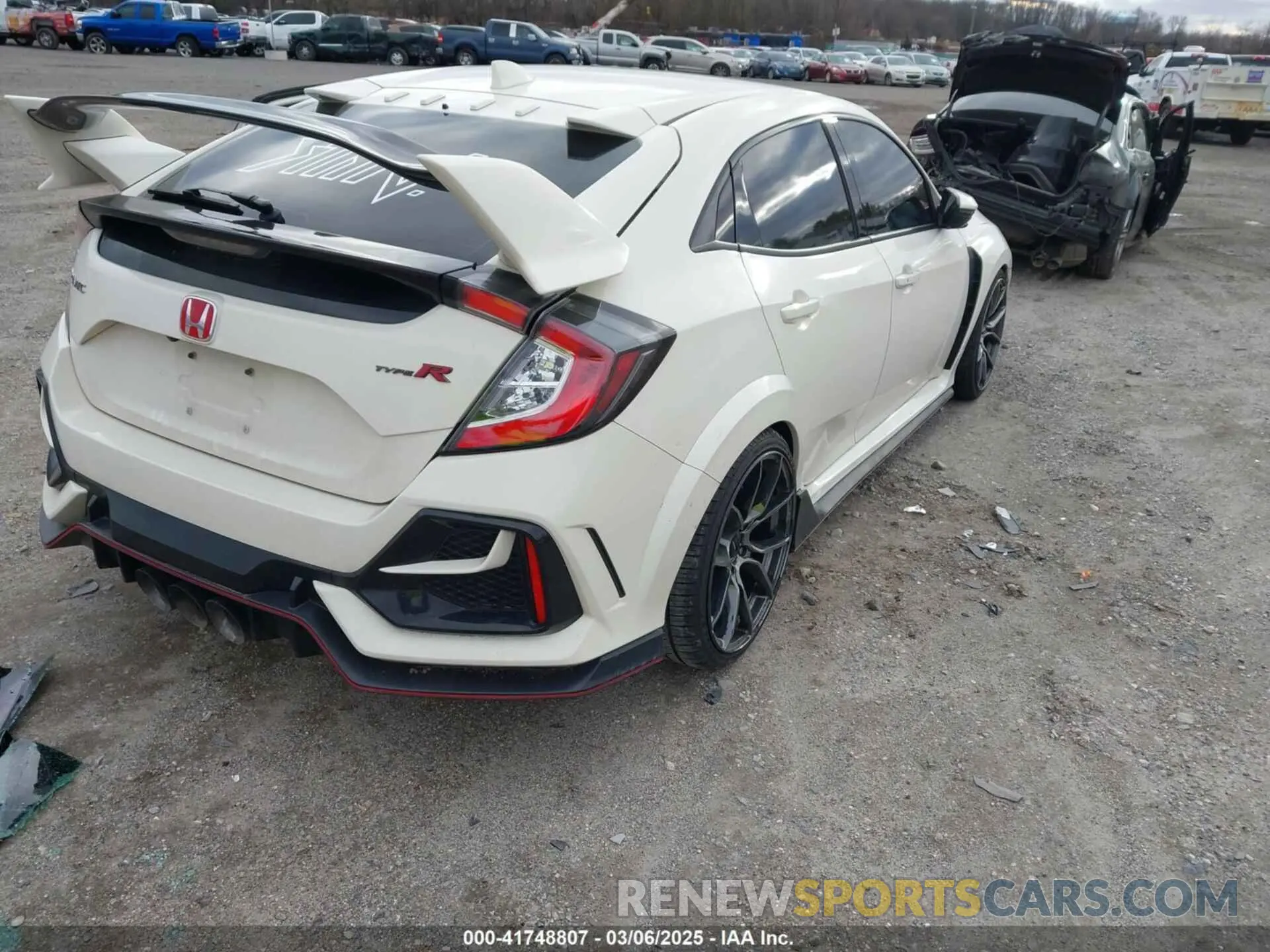 4 Photograph of a damaged car SHHFK8G7XLU201706 HONDA CIVIC TYPE R 2020