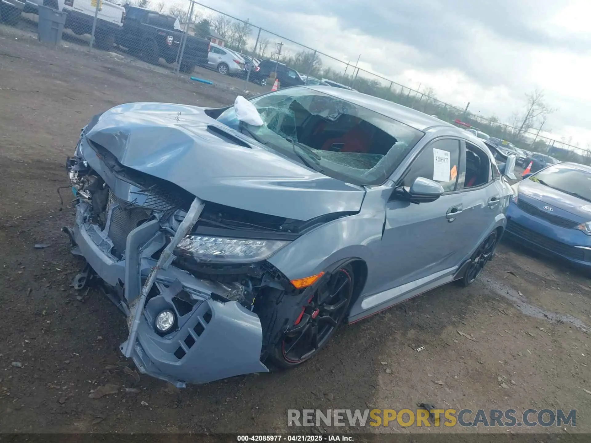 2 Photograph of a damaged car SHHFK8G72MU205864 HONDA CIVIC TYPE R 2021