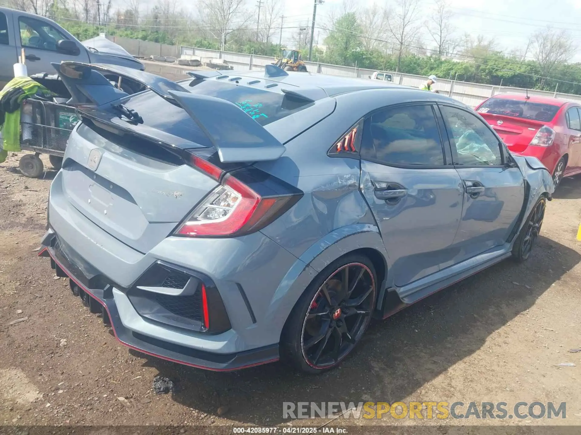 4 Photograph of a damaged car SHHFK8G72MU205864 HONDA CIVIC TYPE R 2021