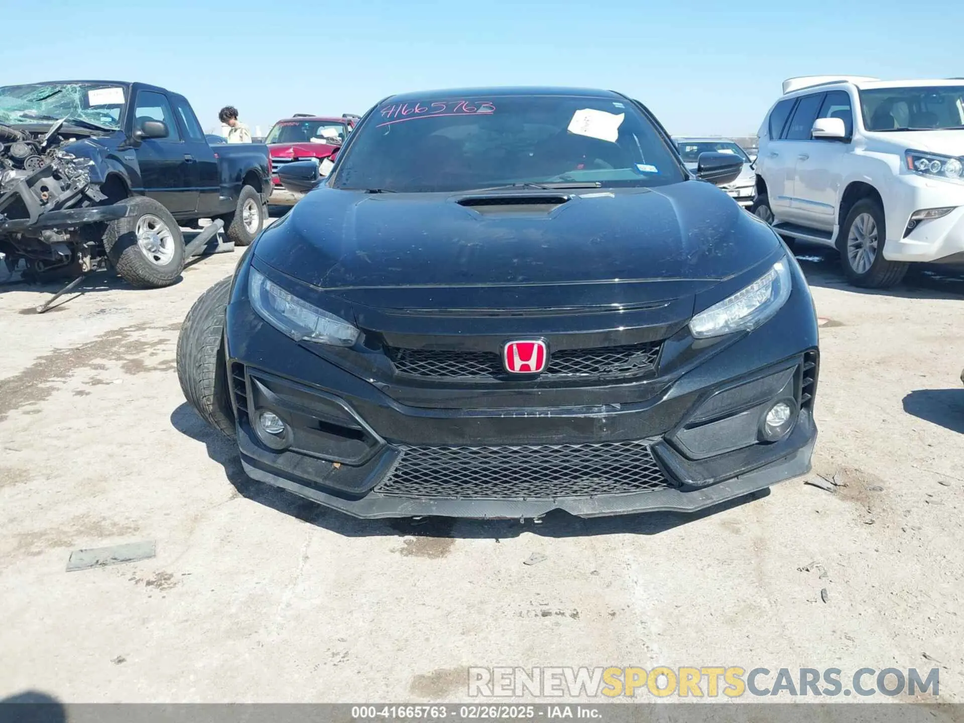 12 Photograph of a damaged car SHHFK8G74MU201847 HONDA CIVIC TYPE R 2021