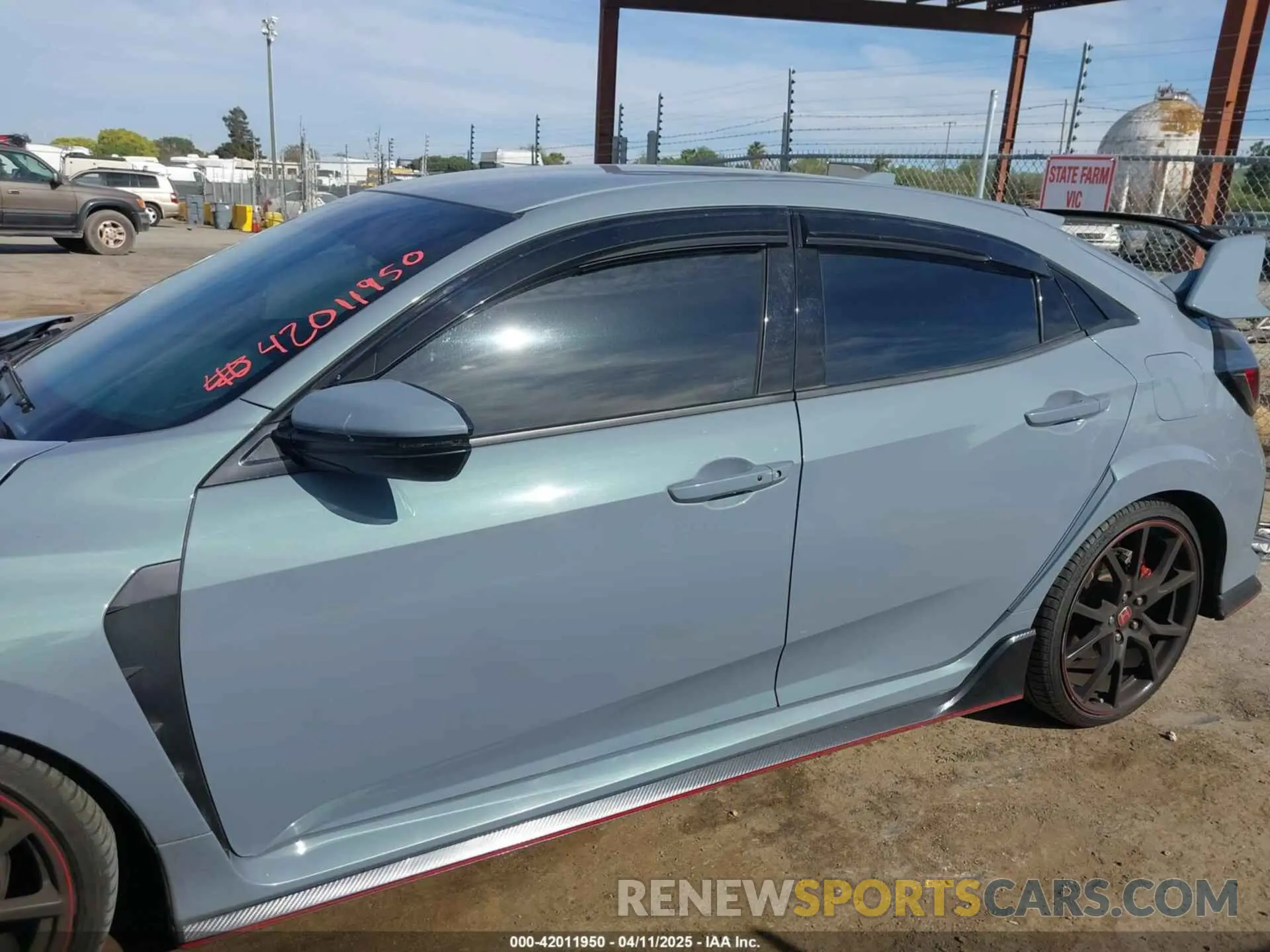 15 Photograph of a damaged car SHHFK8G76MU203437 HONDA CIVIC TYPE R 2021
