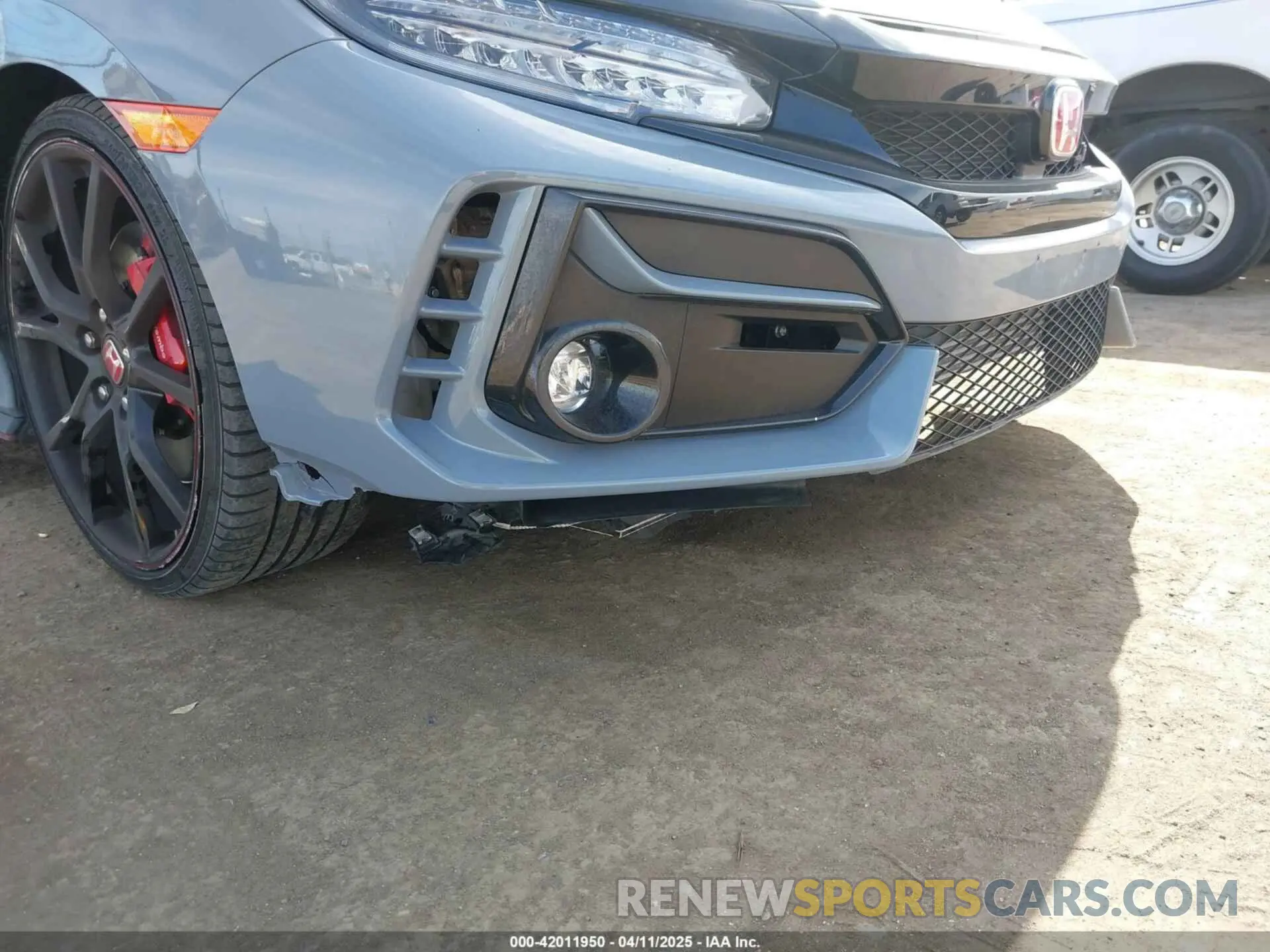 6 Photograph of a damaged car SHHFK8G76MU203437 HONDA CIVIC TYPE R 2021