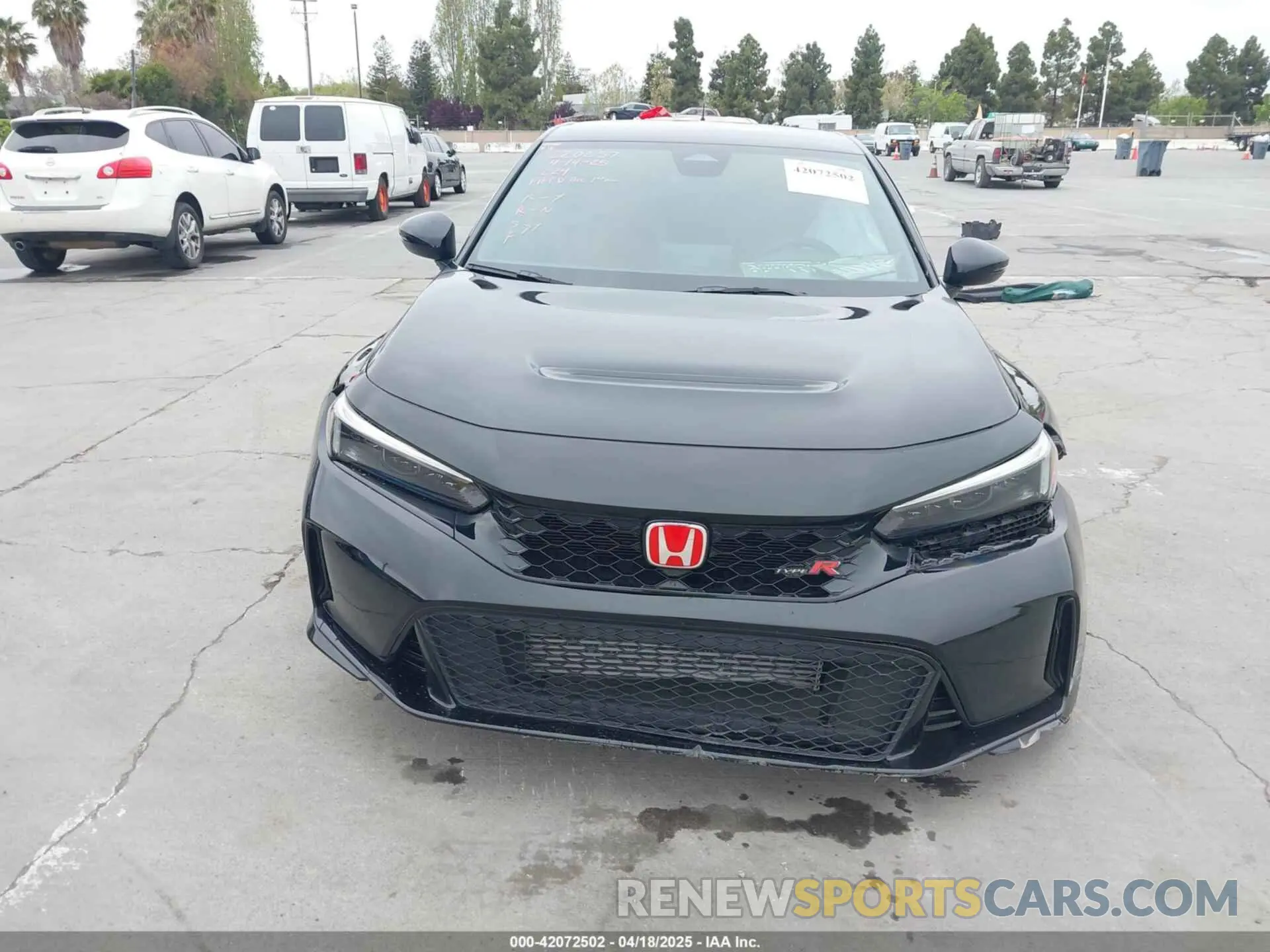 12 Photograph of a damaged car JHMFL5G44PX002339 HONDA CIVIC TYPE R 2023