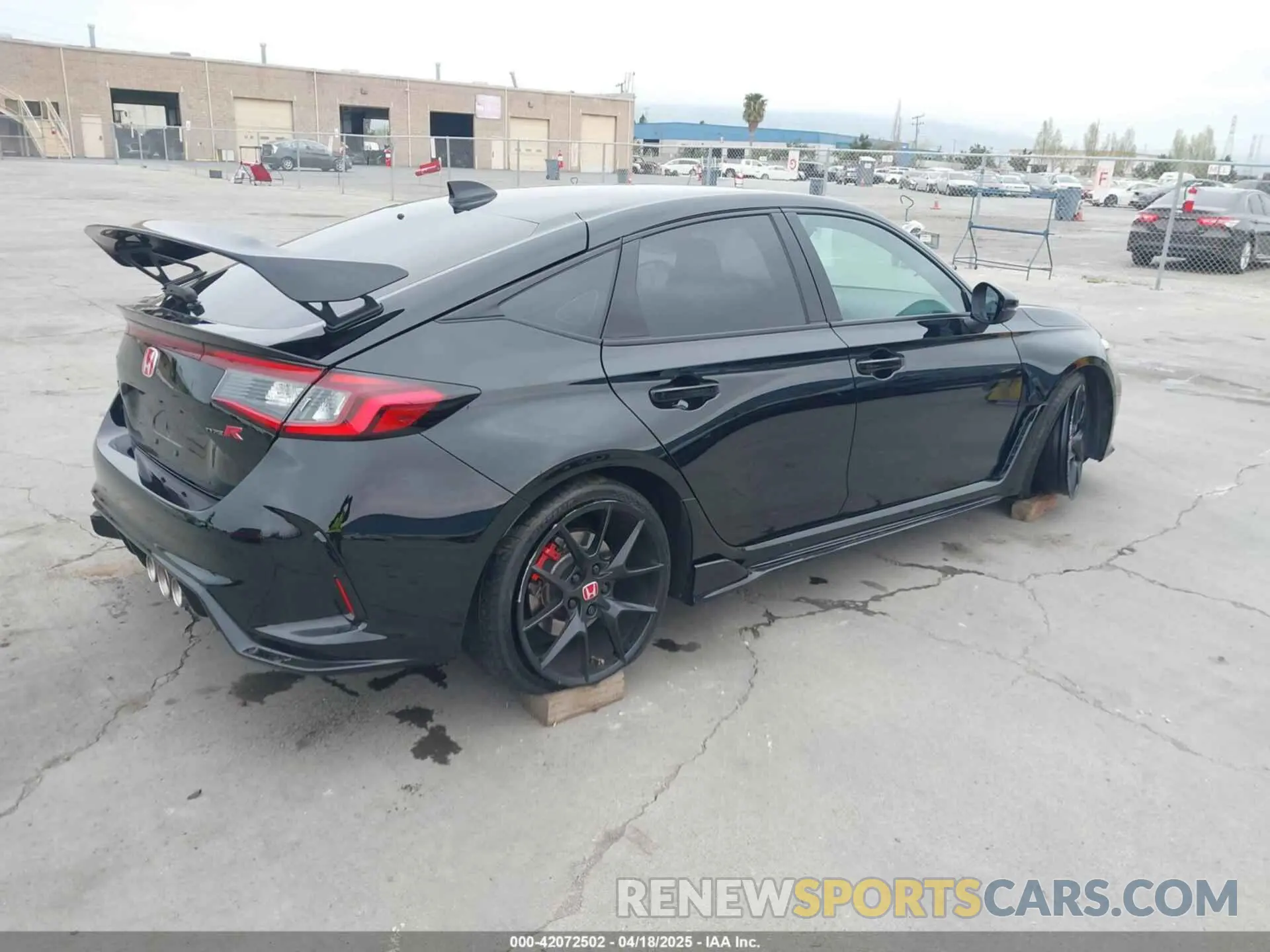 4 Photograph of a damaged car JHMFL5G44PX002339 HONDA CIVIC TYPE R 2023