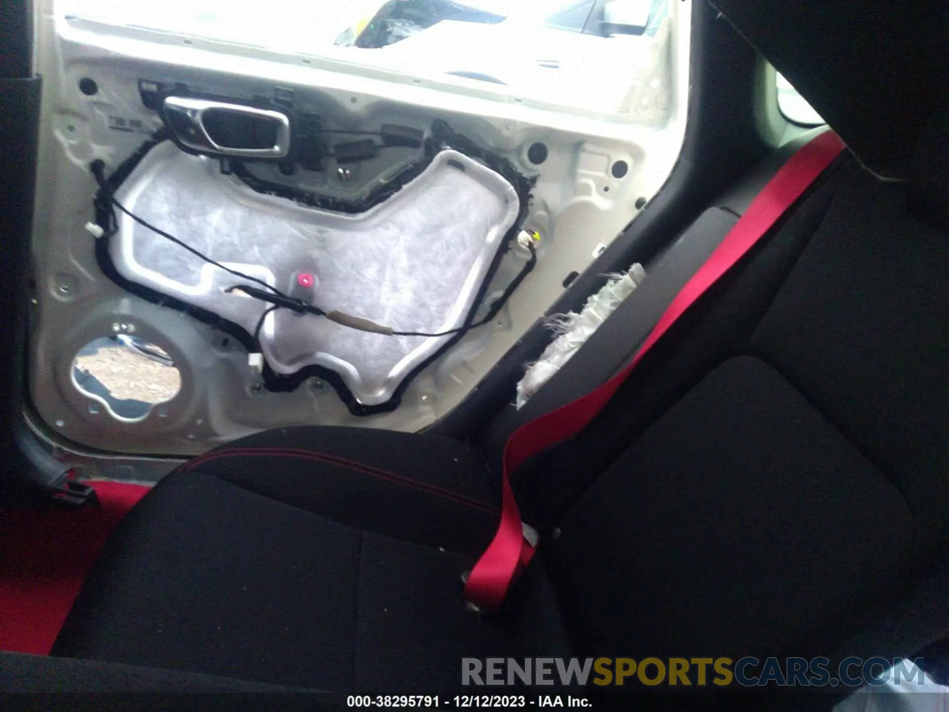 8 Photograph of a damaged car JHMFL5G45PX002284 HONDA CIVIC TYPE R 2023