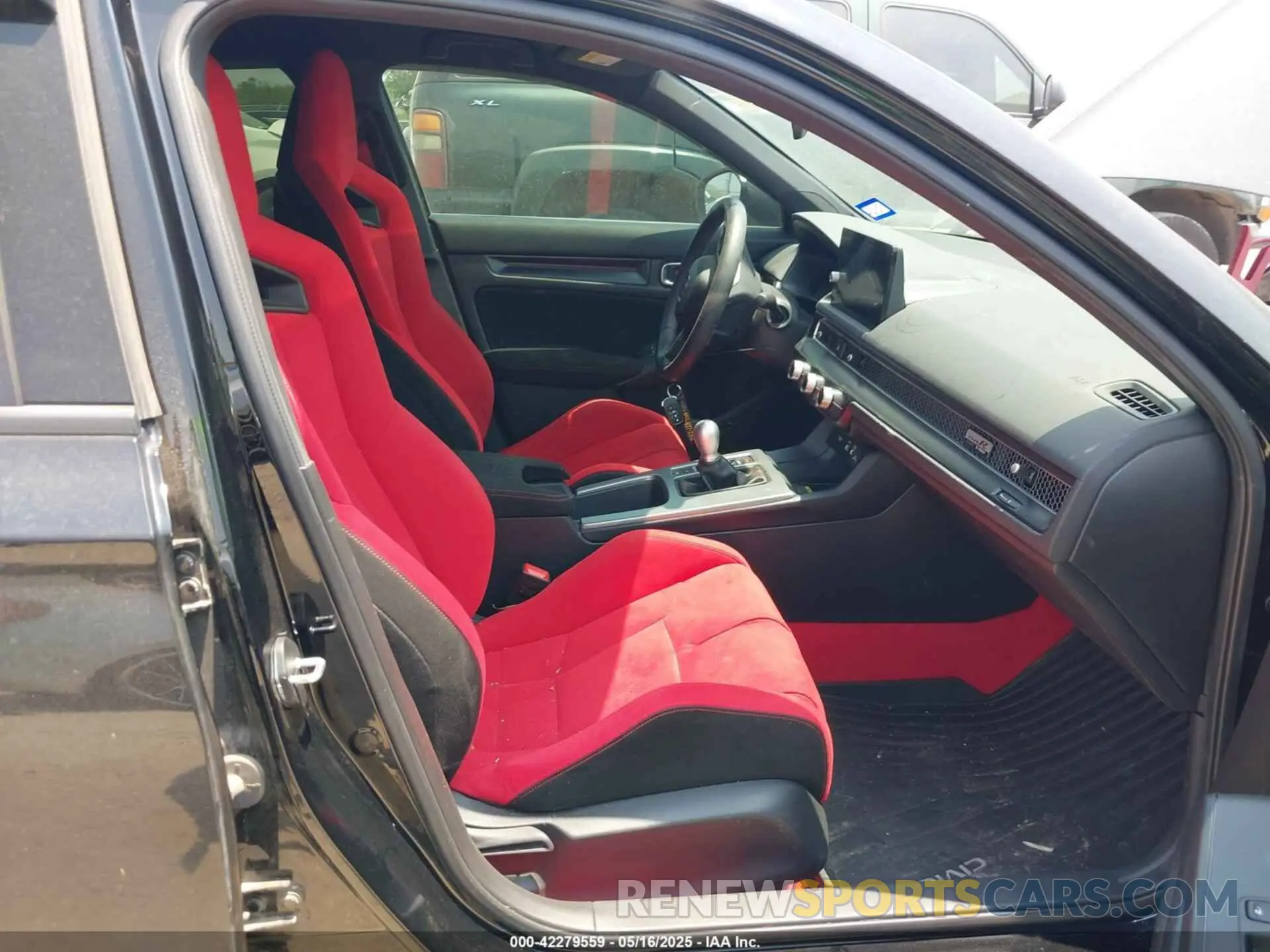 5 Photograph of a damaged car JHMFL5G48PX000609 HONDA CIVIC TYPE R 2023