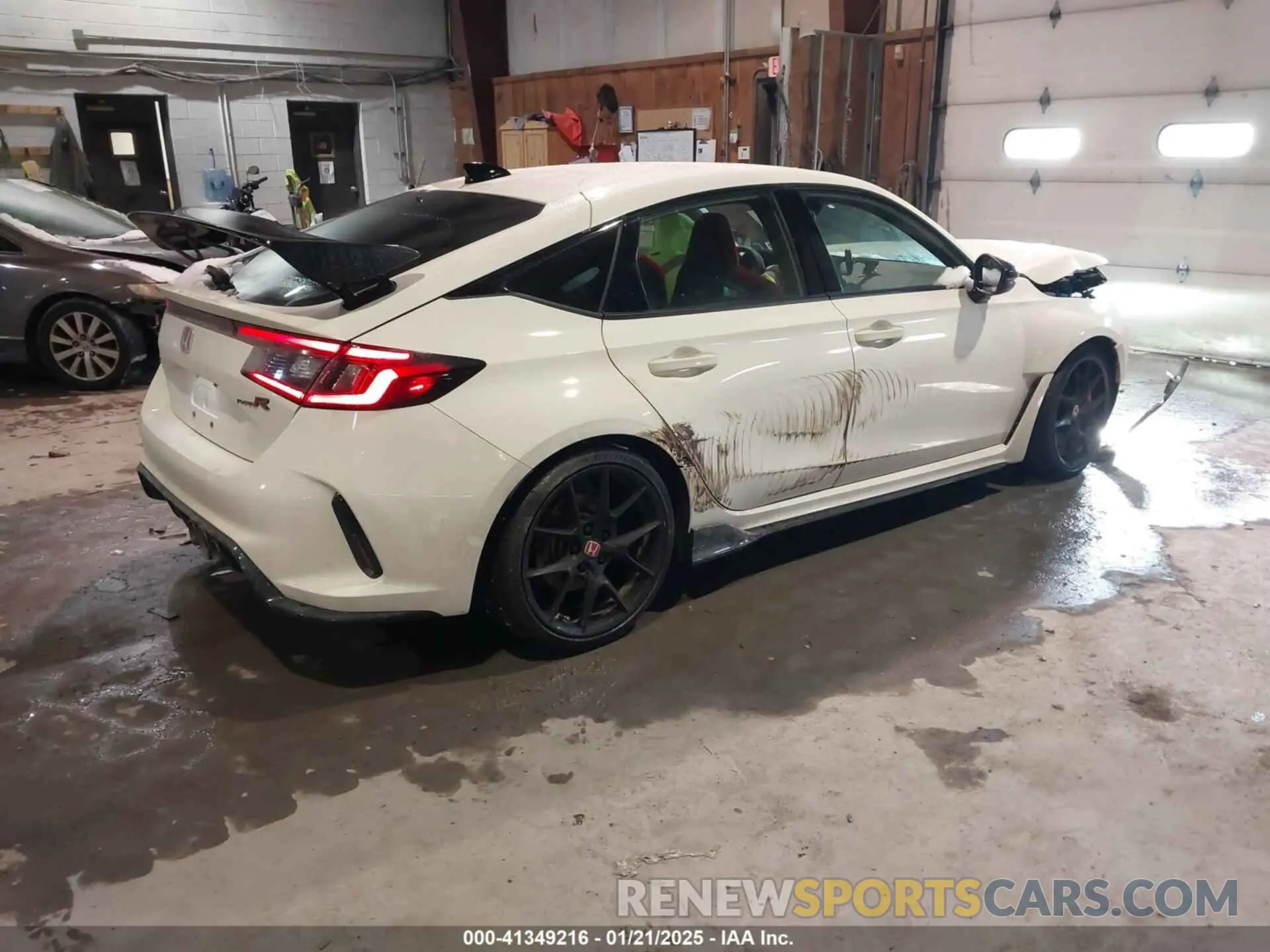 4 Photograph of a damaged car JHMFL5G40RX003751 HONDA CIVIC TYPE R 2024