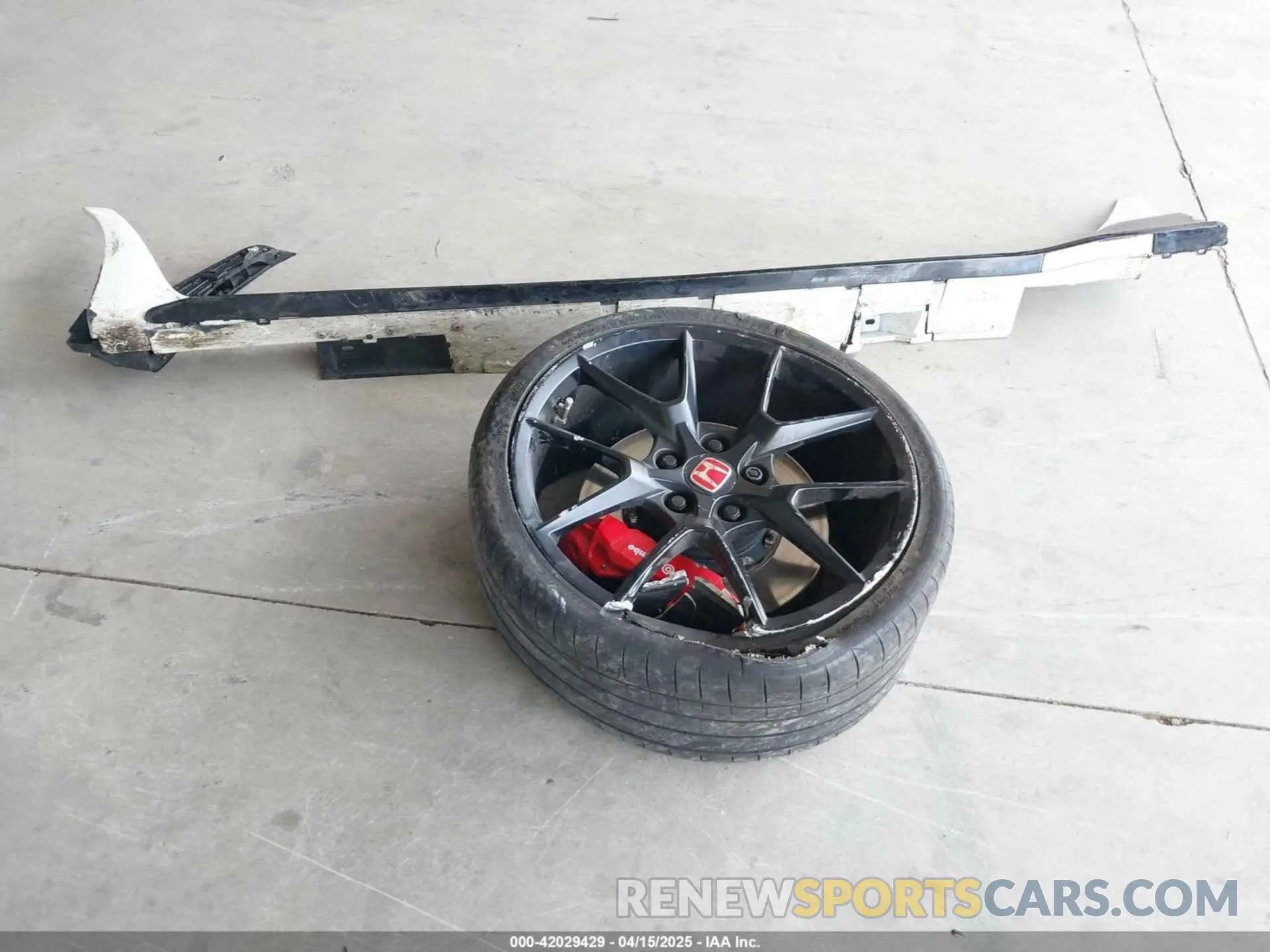 12 Photograph of a damaged car JHMFL5G47RX001771 HONDA CIVIC TYPE R 2024