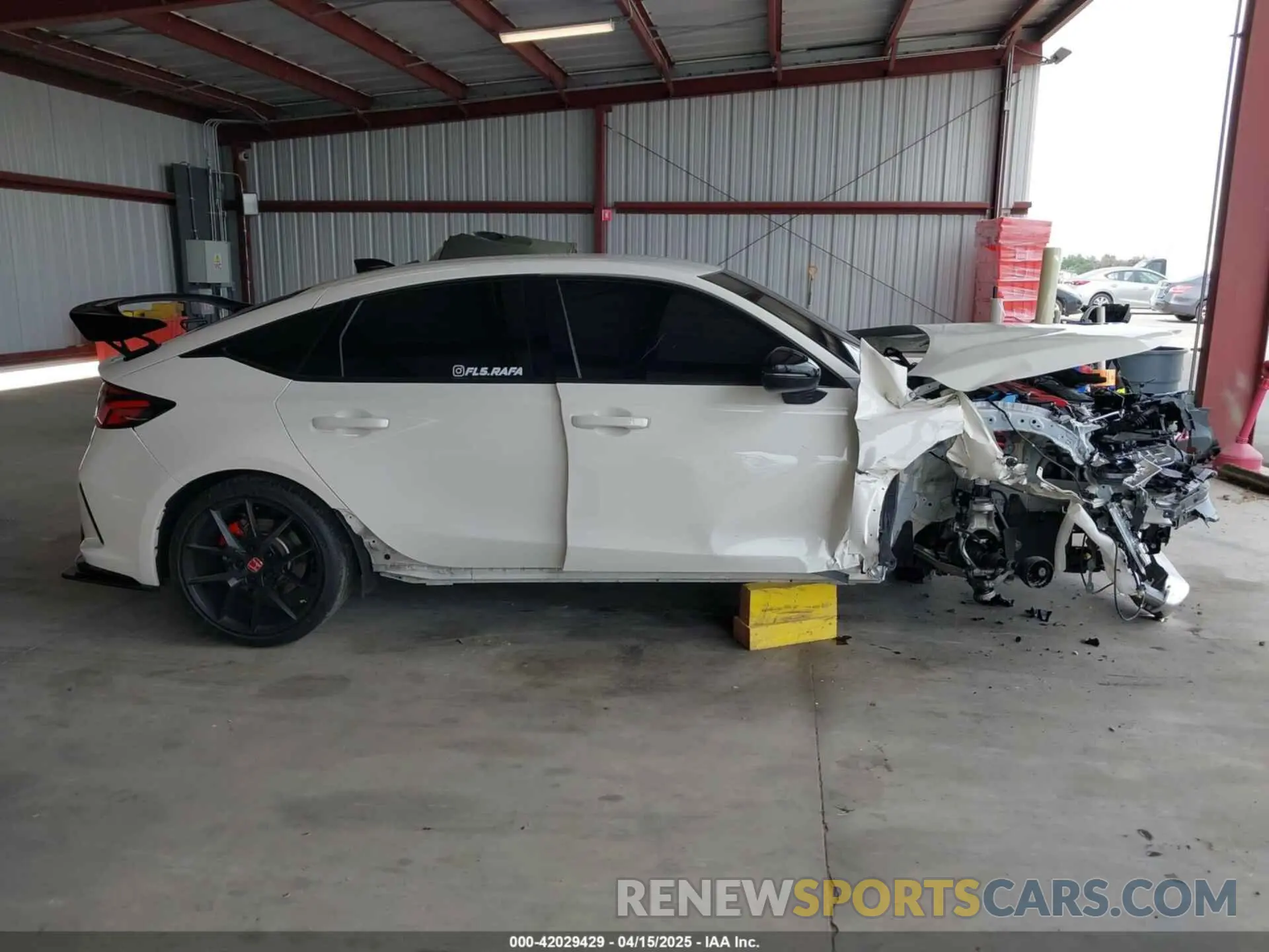 14 Photograph of a damaged car JHMFL5G47RX001771 HONDA CIVIC TYPE R 2024