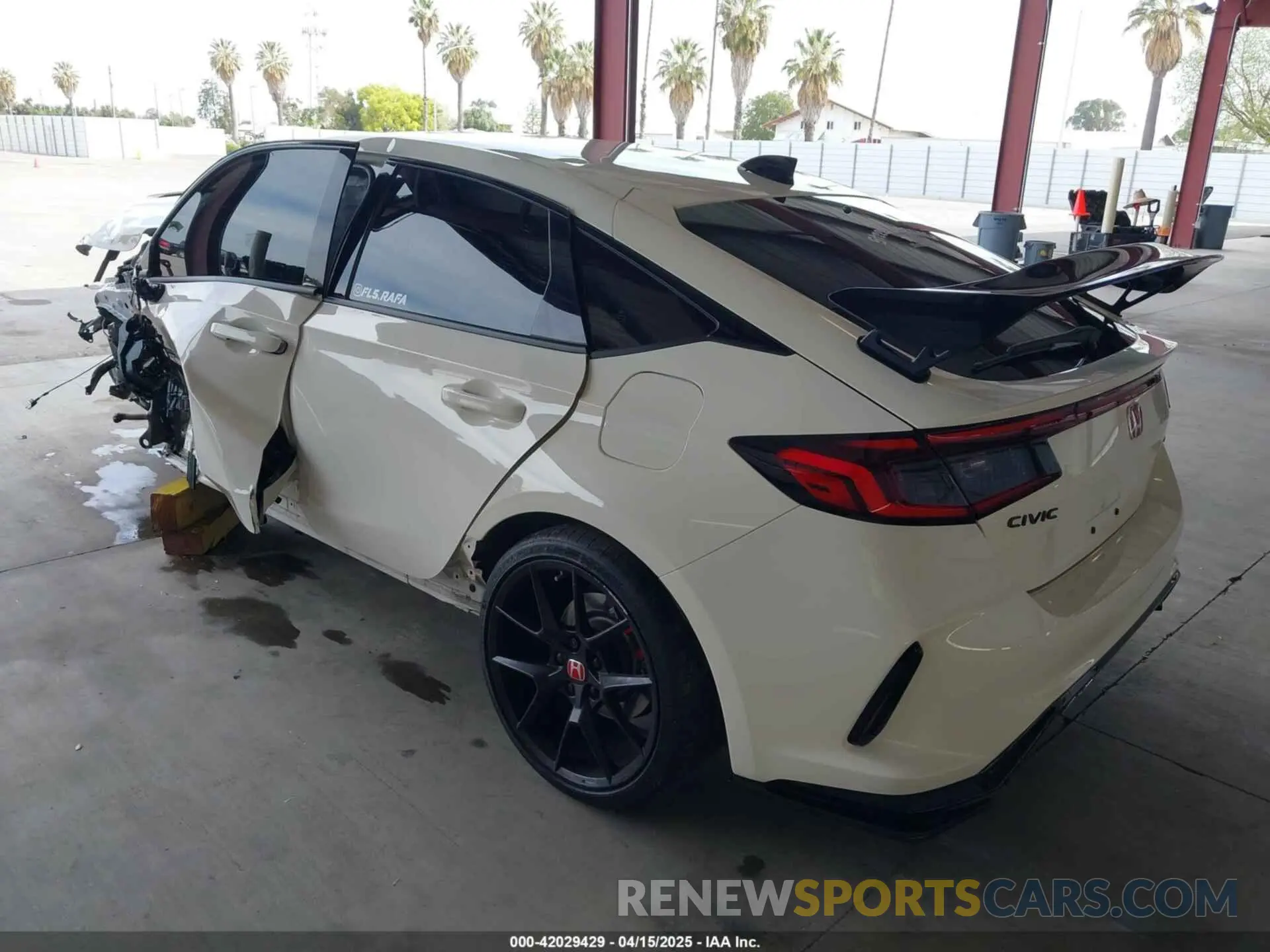 3 Photograph of a damaged car JHMFL5G47RX001771 HONDA CIVIC TYPE R 2024