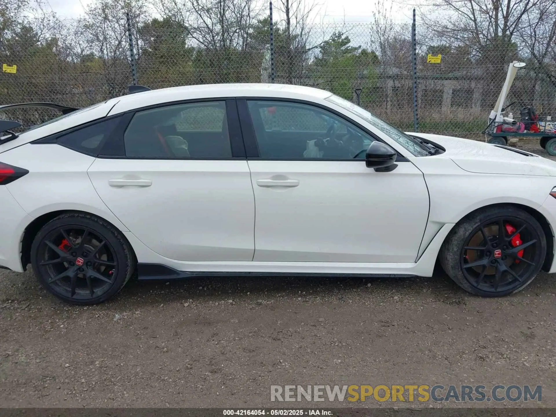 13 Photograph of a damaged car JHMFL5G49RX000945 HONDA CIVIC TYPE R 2024