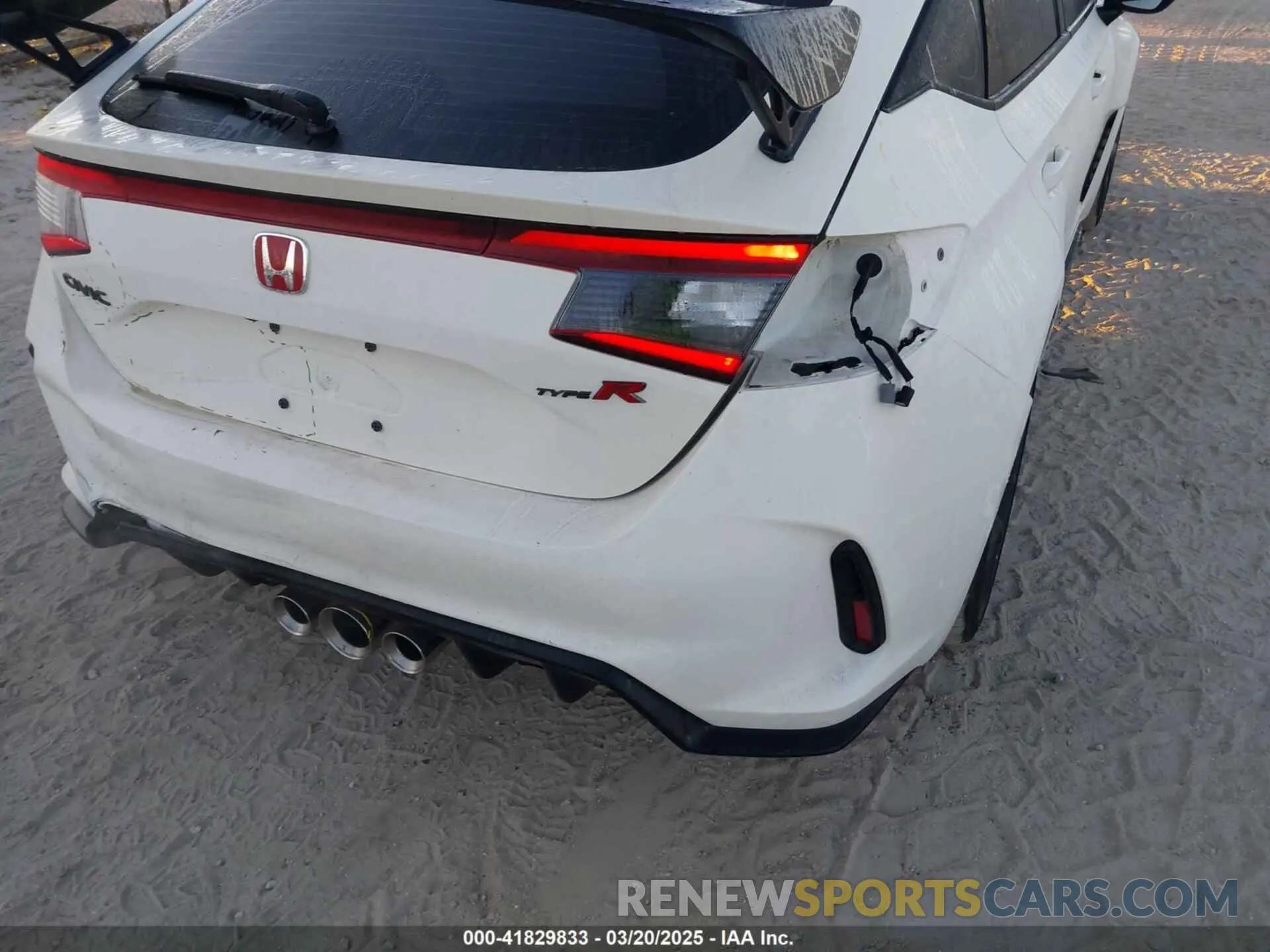 20 Photograph of a damaged car JHMFL5G40SX001374 HONDA CIVIC TYPE R 2025
