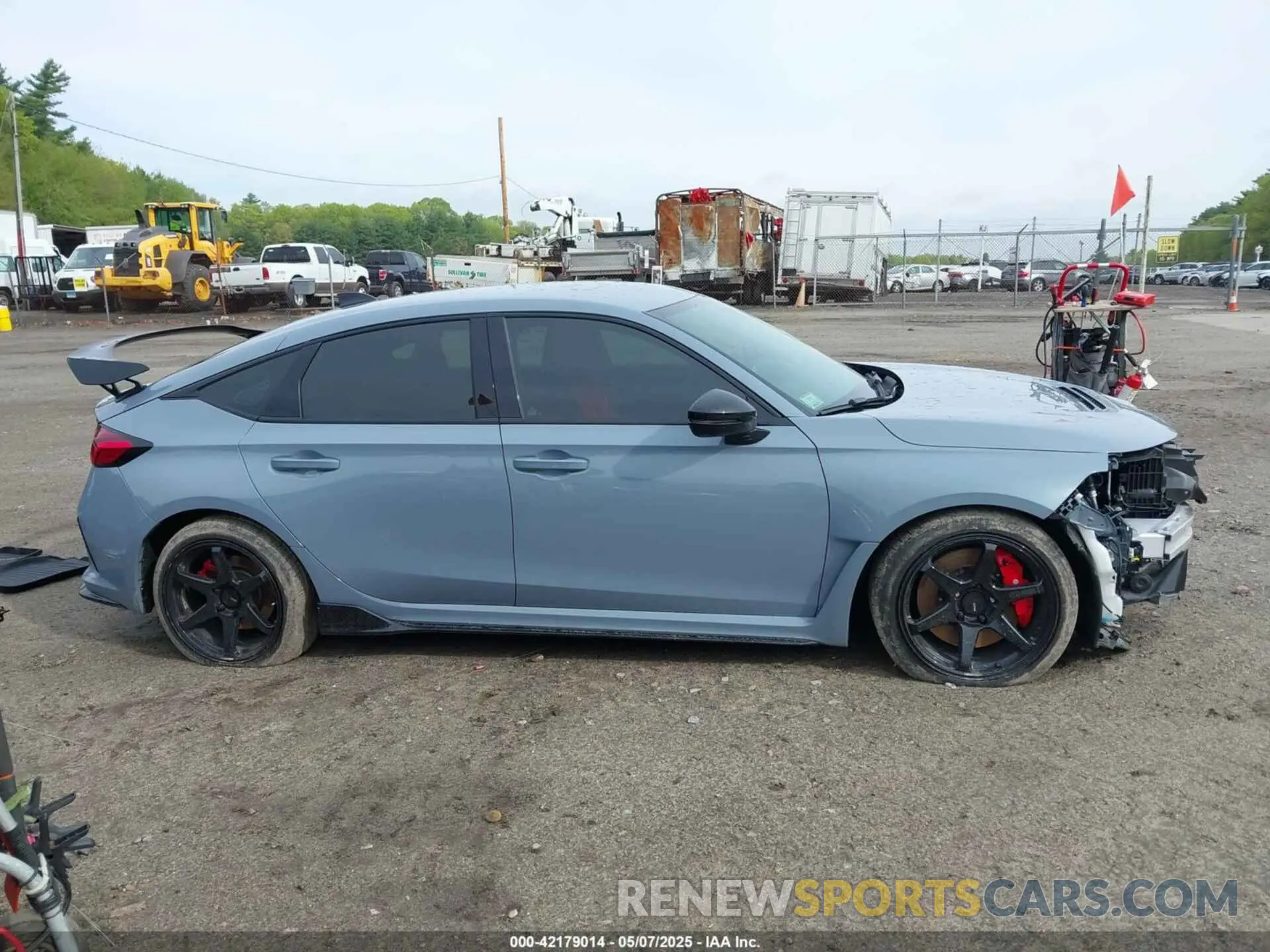 14 Photograph of a damaged car JHMFL5G46SX000696 HONDA CIVIC TYPE R 2025