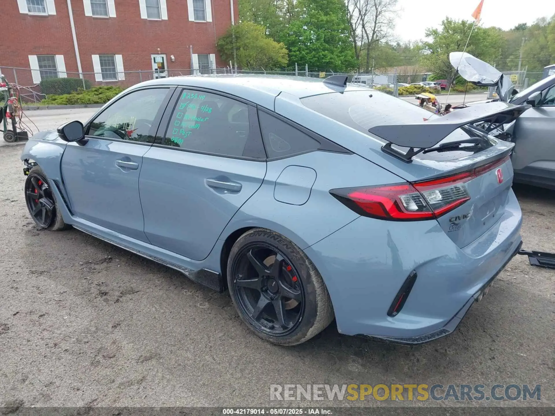 3 Photograph of a damaged car JHMFL5G46SX000696 HONDA CIVIC TYPE R 2025