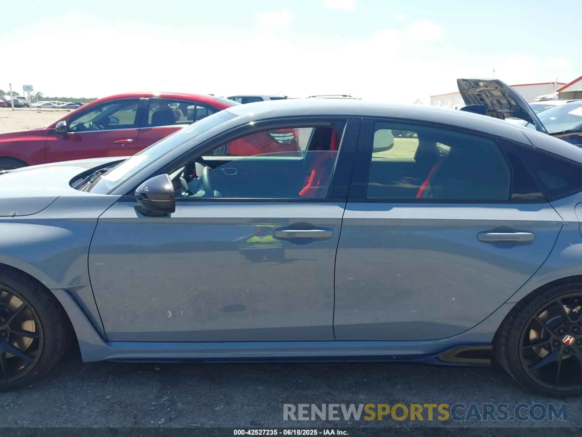 14 Photograph of a damaged car JHMFL5G4XSX003066 HONDA CIVIC TYPE R 2025