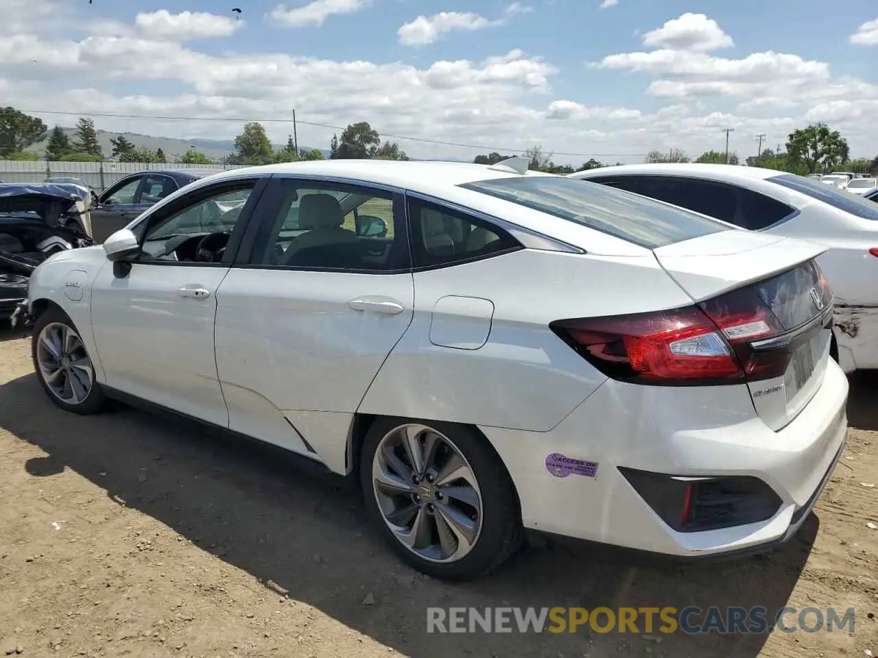 2 Photograph of a damaged car JHMZC5F10KC004142 HONDA CLARITY 2019