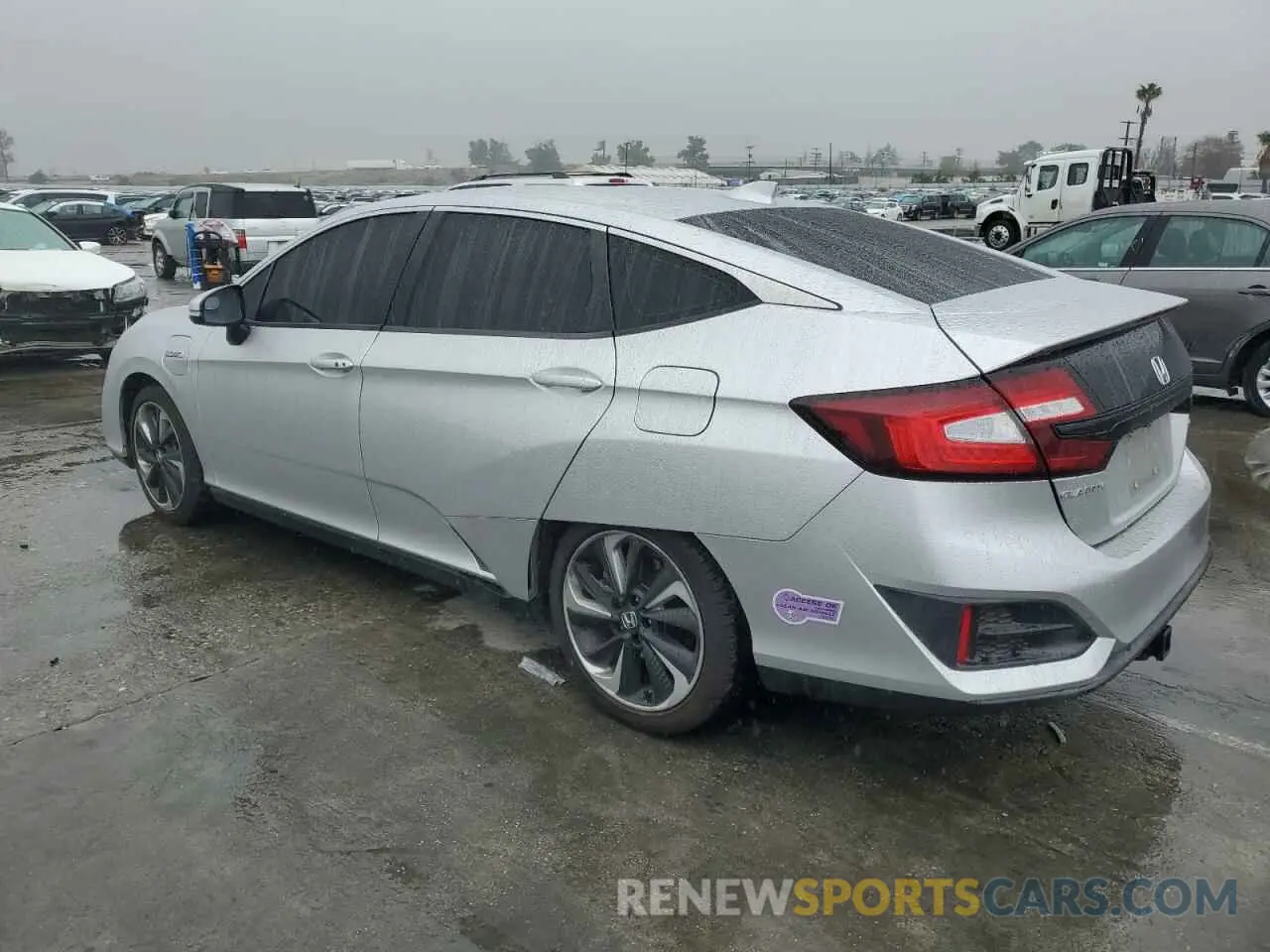 2 Photograph of a damaged car JHMZC5F14KC001972 HONDA CLARITY 2019