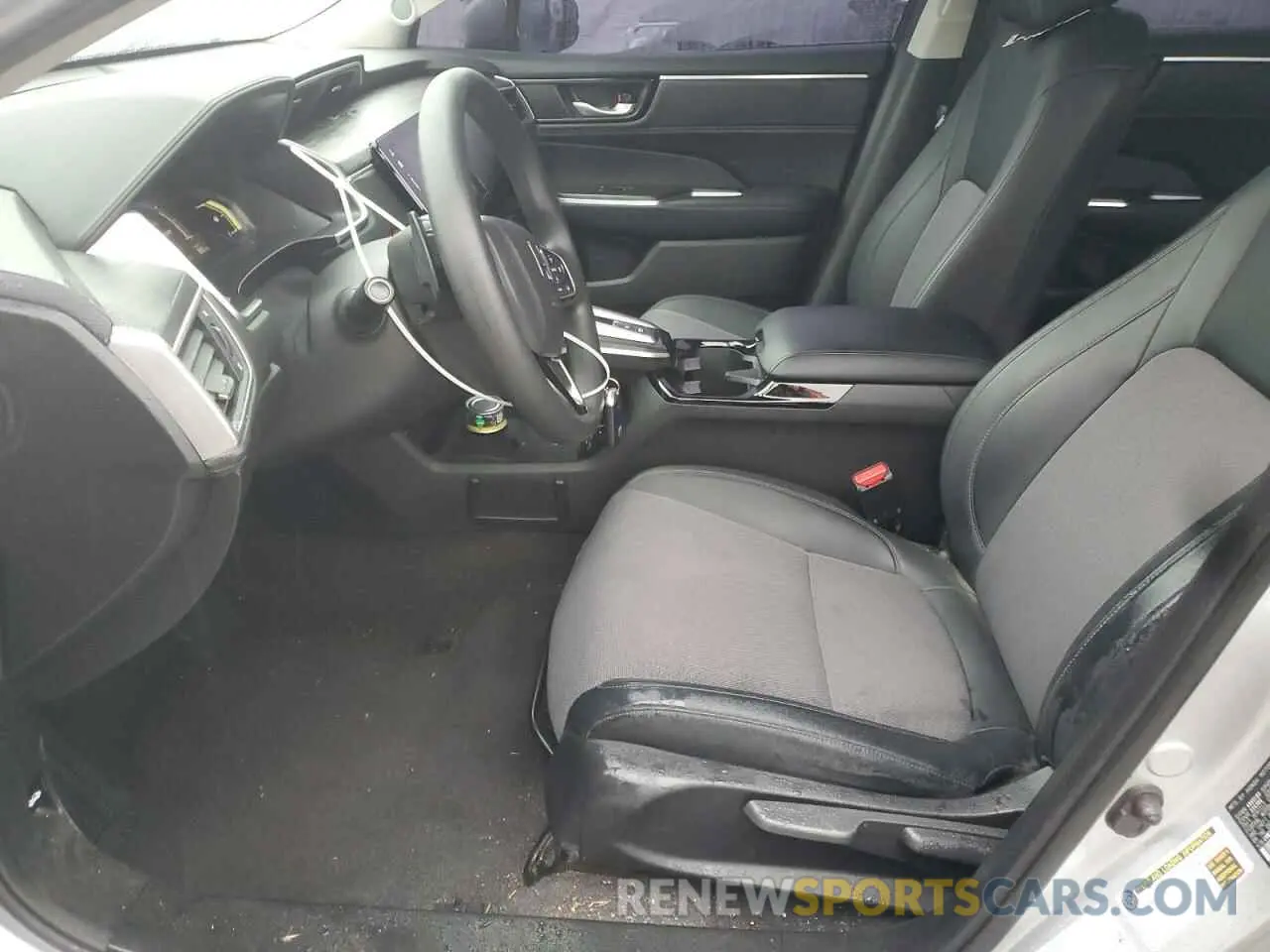 7 Photograph of a damaged car JHMZC5F14KC001972 HONDA CLARITY 2019