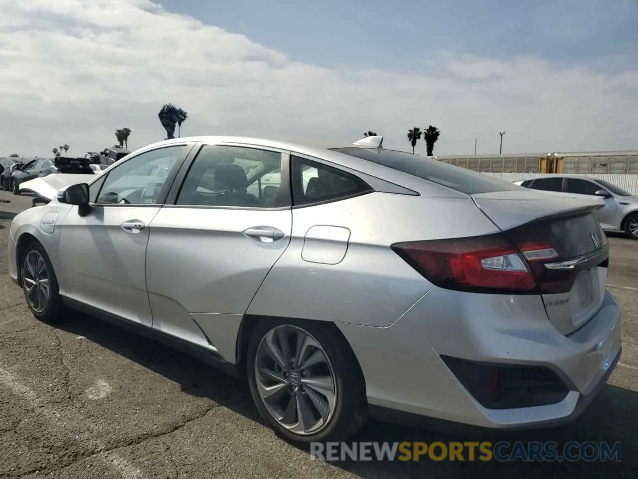 2 Photograph of a damaged car JHMZC5F15KC006792 HONDA CLARITY 2019