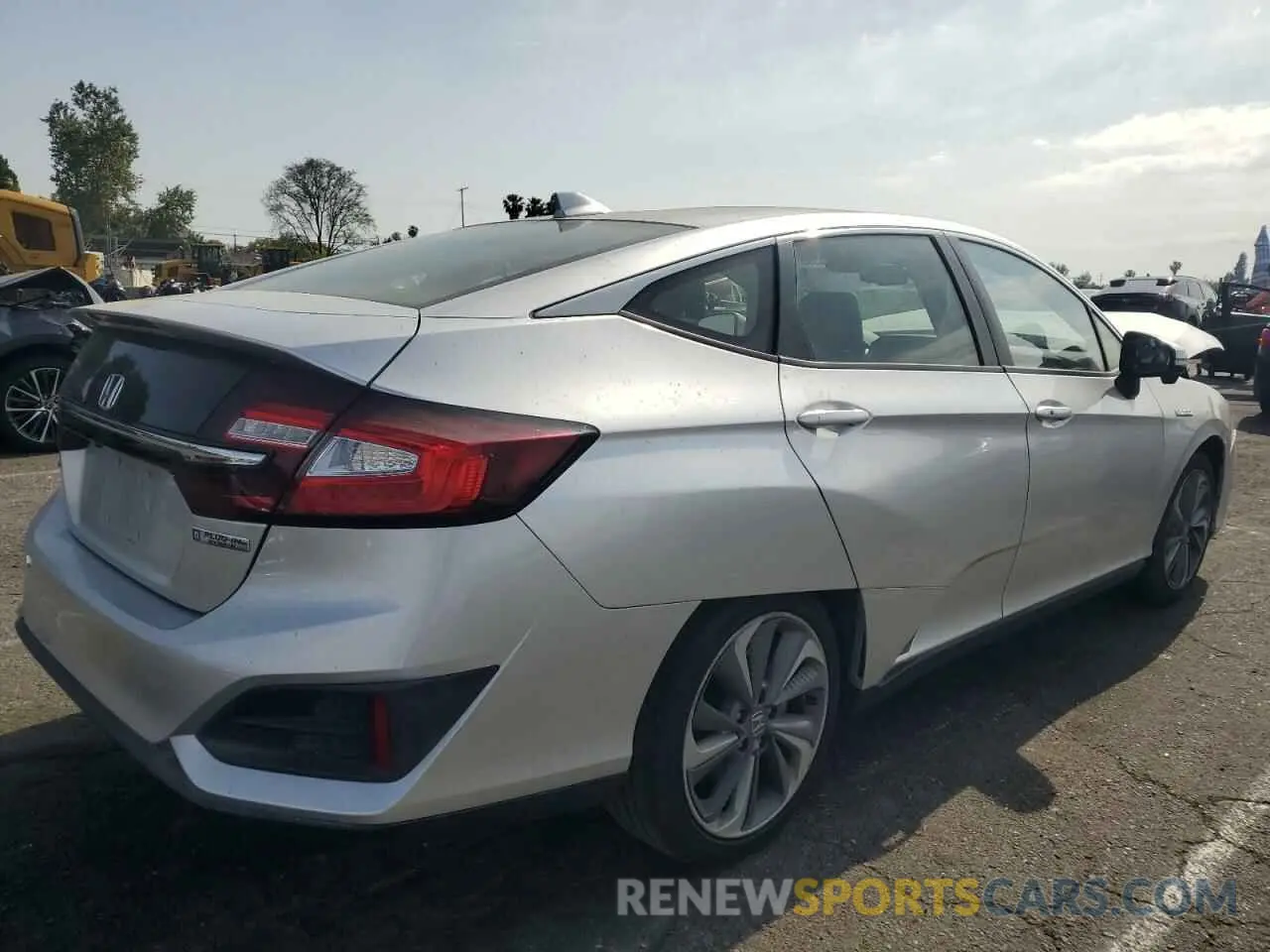 3 Photograph of a damaged car JHMZC5F15KC006792 HONDA CLARITY 2019