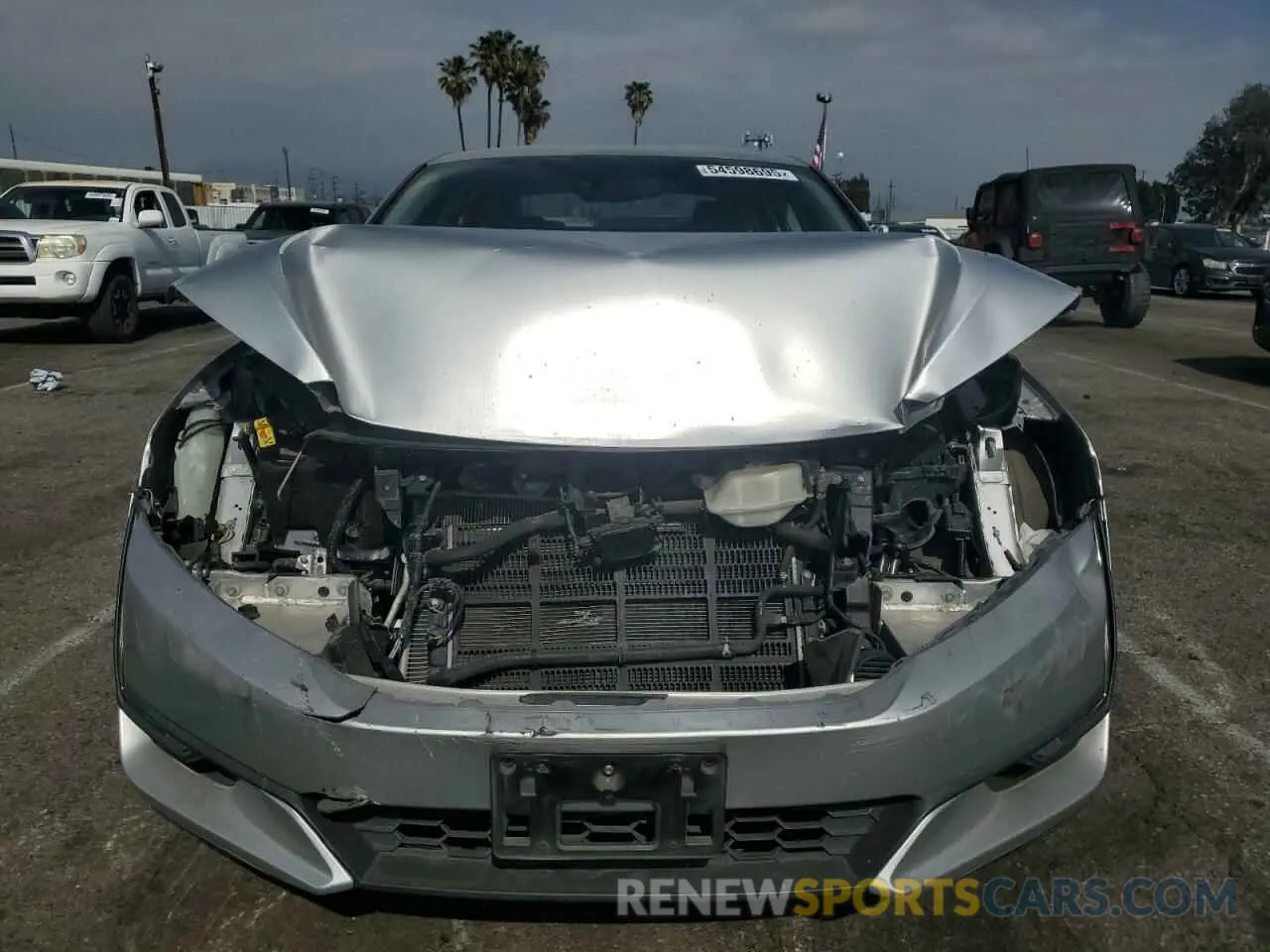 5 Photograph of a damaged car JHMZC5F15KC006792 HONDA CLARITY 2019