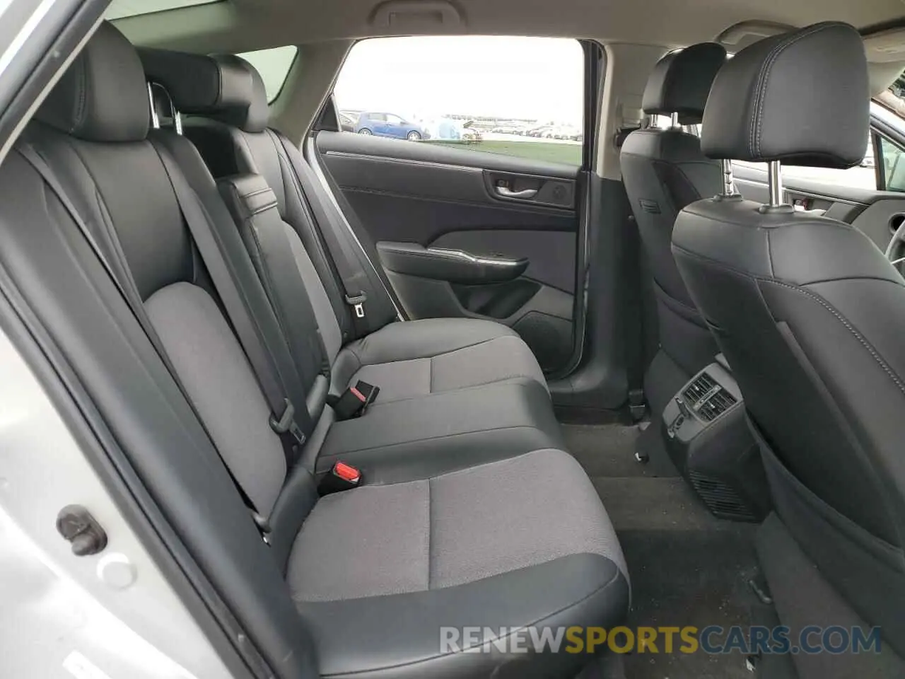 10 Photograph of a damaged car JHMZC5F19KC006505 HONDA CLARITY 2019