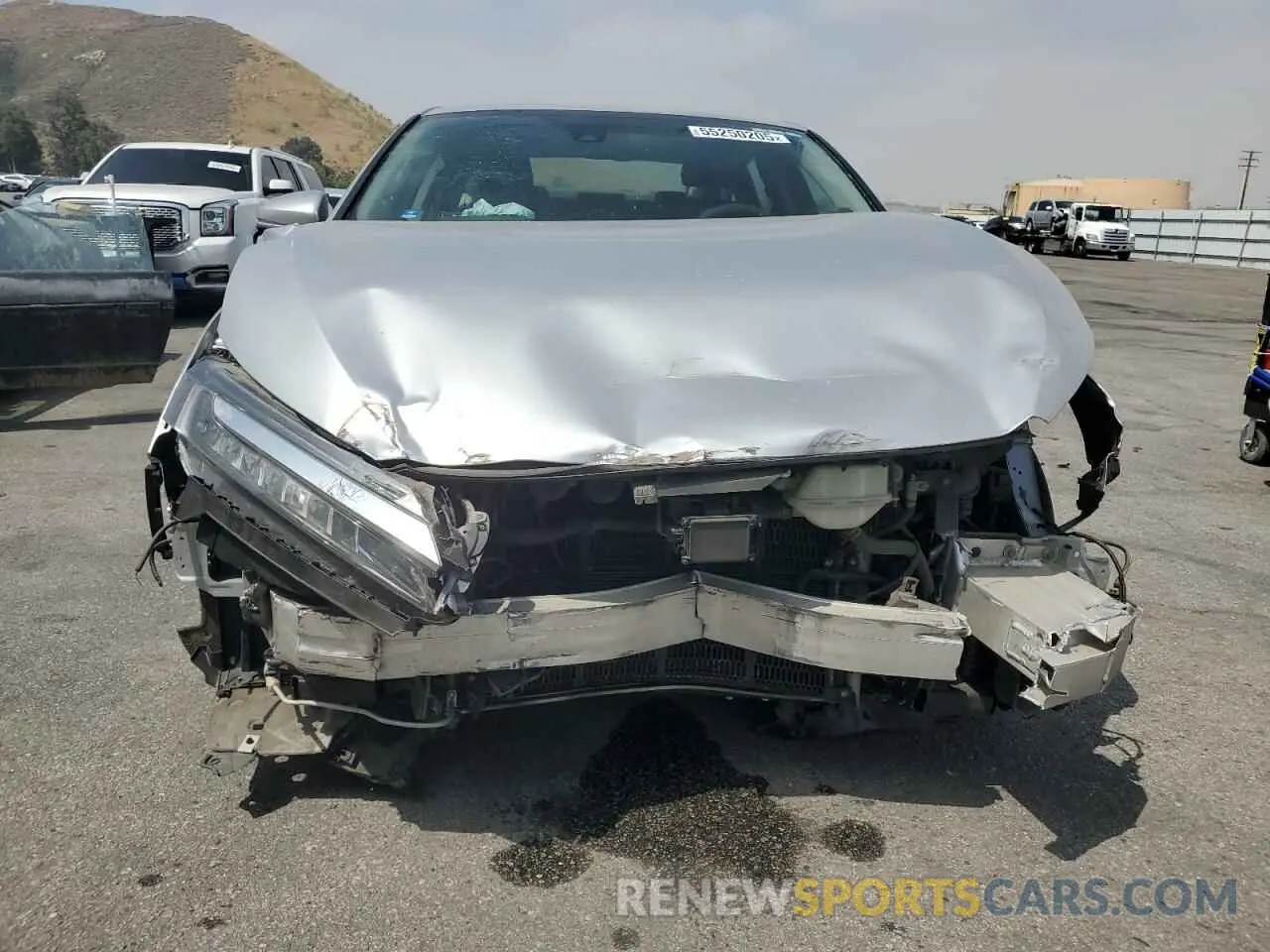 5 Photograph of a damaged car JHMZC5F1XKC000731 HONDA CLARITY 2019