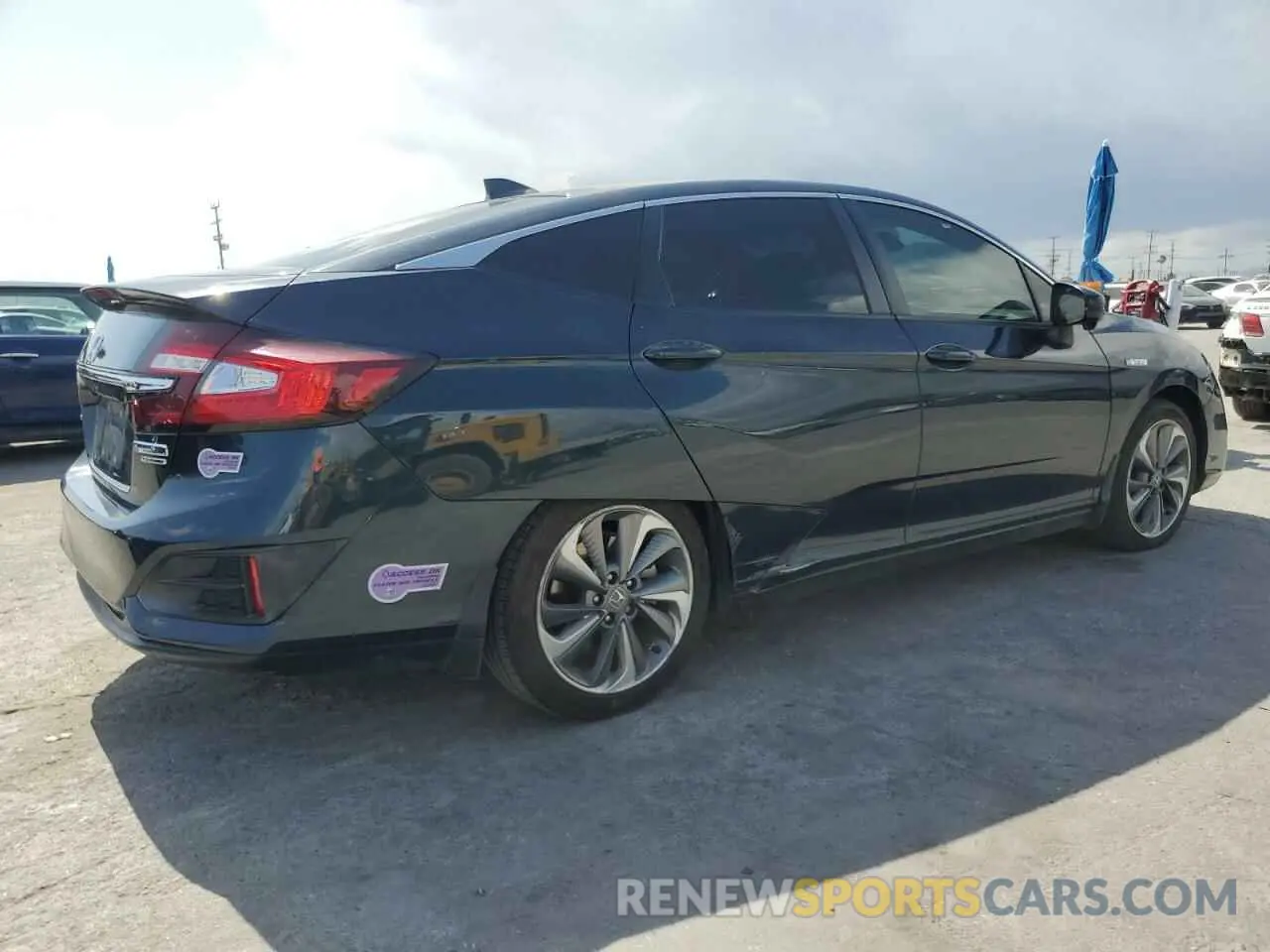 3 Photograph of a damaged car JHMZC5F39KC001158 HONDA CLARITY 2019