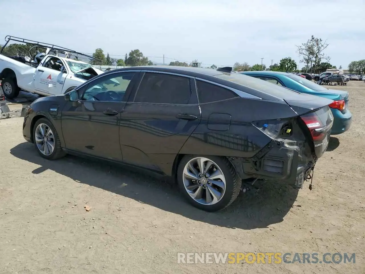 2 Photograph of a damaged car JHMZC5F39KC002570 HONDA CLARITY 2019
