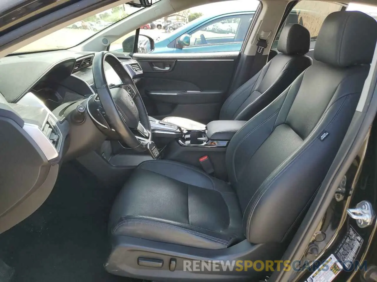 7 Photograph of a damaged car JHMZC5F39KC002570 HONDA CLARITY 2019