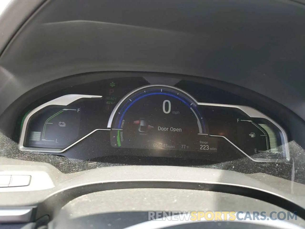 9 Photograph of a damaged car JHMZC5F39KC002570 HONDA CLARITY 2019