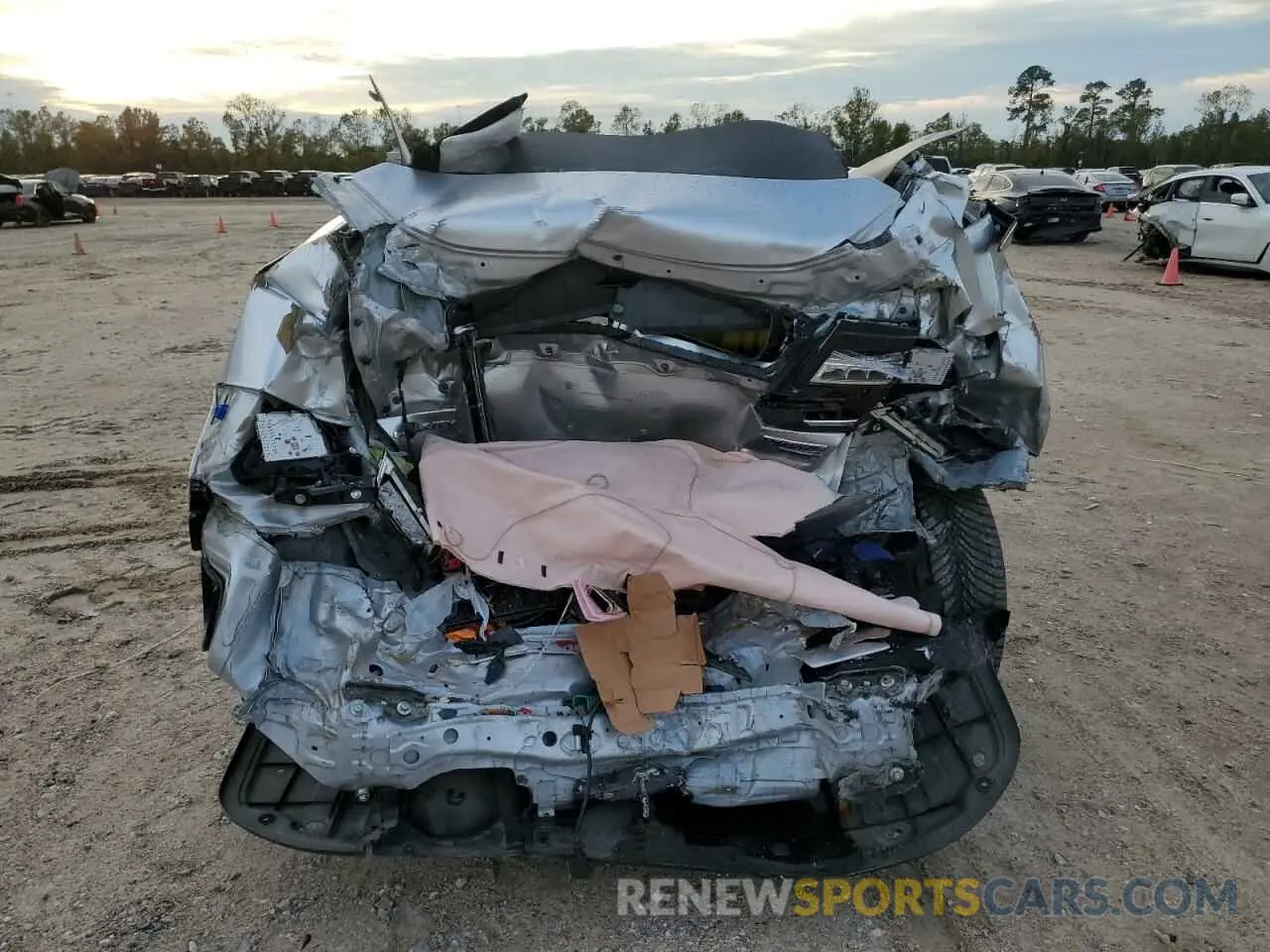 6 Photograph of a damaged car JHMZC5F3XKC003226 HONDA CLARITY 2019