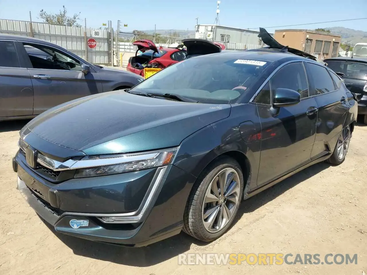 1 Photograph of a damaged car JHMZC5F10LC002182 HONDA CLARITY 2020