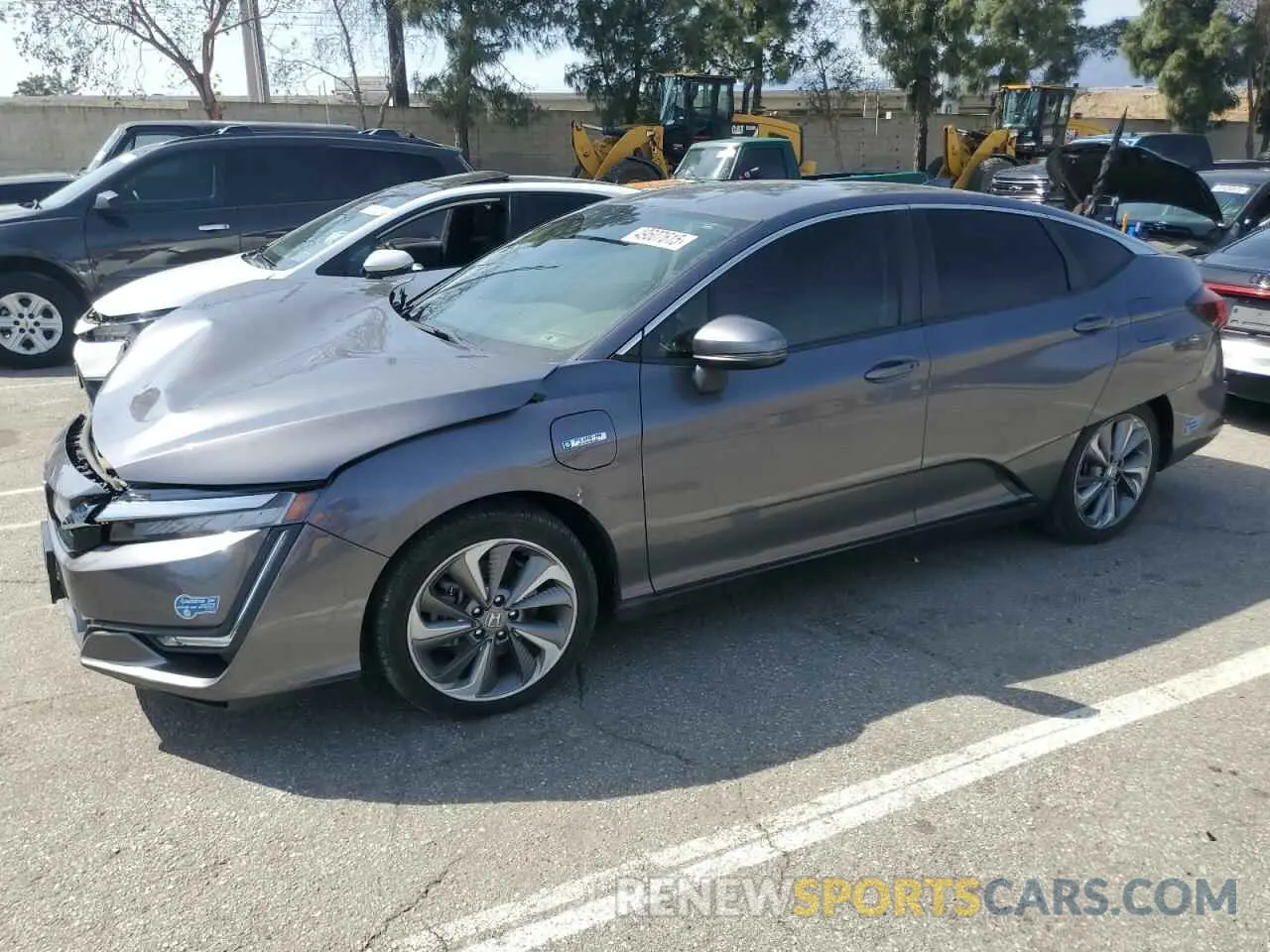 1 Photograph of a damaged car JHMZC5F14LC002444 HONDA CLARITY 2020