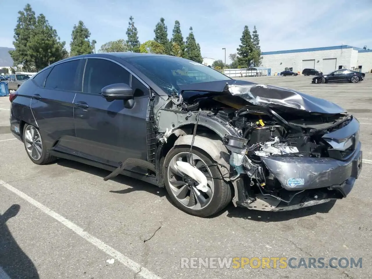 4 Photograph of a damaged car JHMZC5F14LC002444 HONDA CLARITY 2020