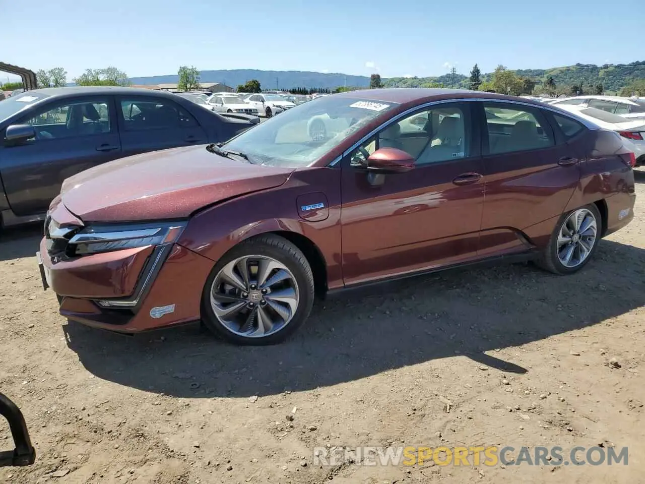 1 Photograph of a damaged car JHMZC5F13MC000167 HONDA CLARITY 2021