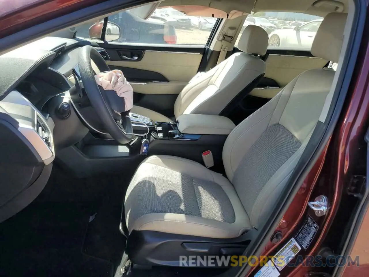 7 Photograph of a damaged car JHMZC5F13MC000167 HONDA CLARITY 2021