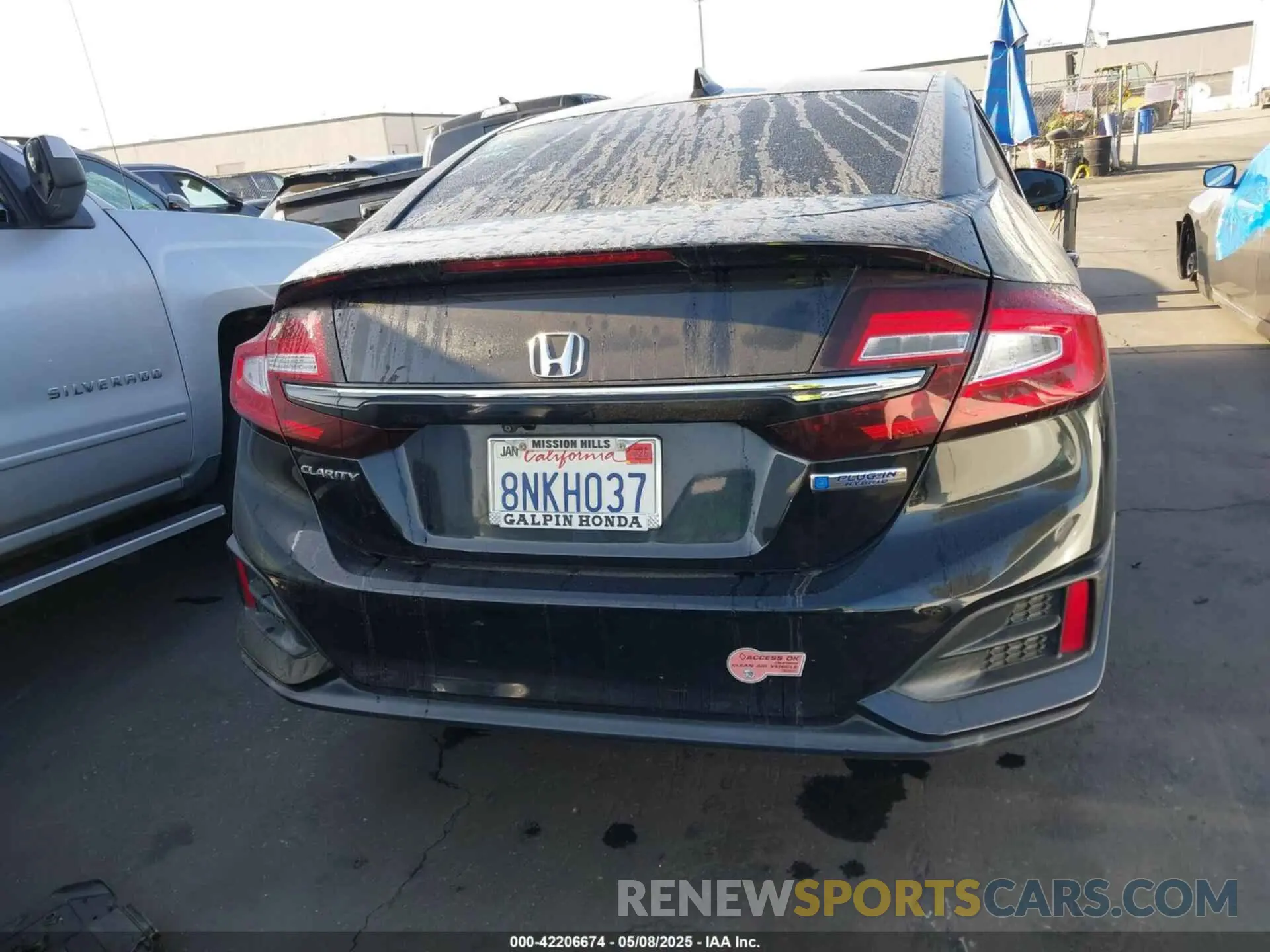 16 Photograph of a damaged car JHMZC5F11KC005316 HONDA CLARITY PLUG-IN HYBRID 2019
