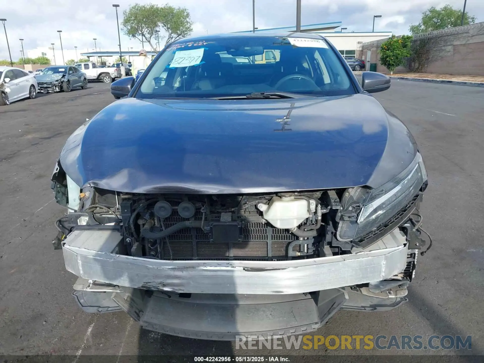13 Photograph of a damaged car JHMZC5F13KC006824 HONDA CLARITY PLUG-IN HYBRID 2019