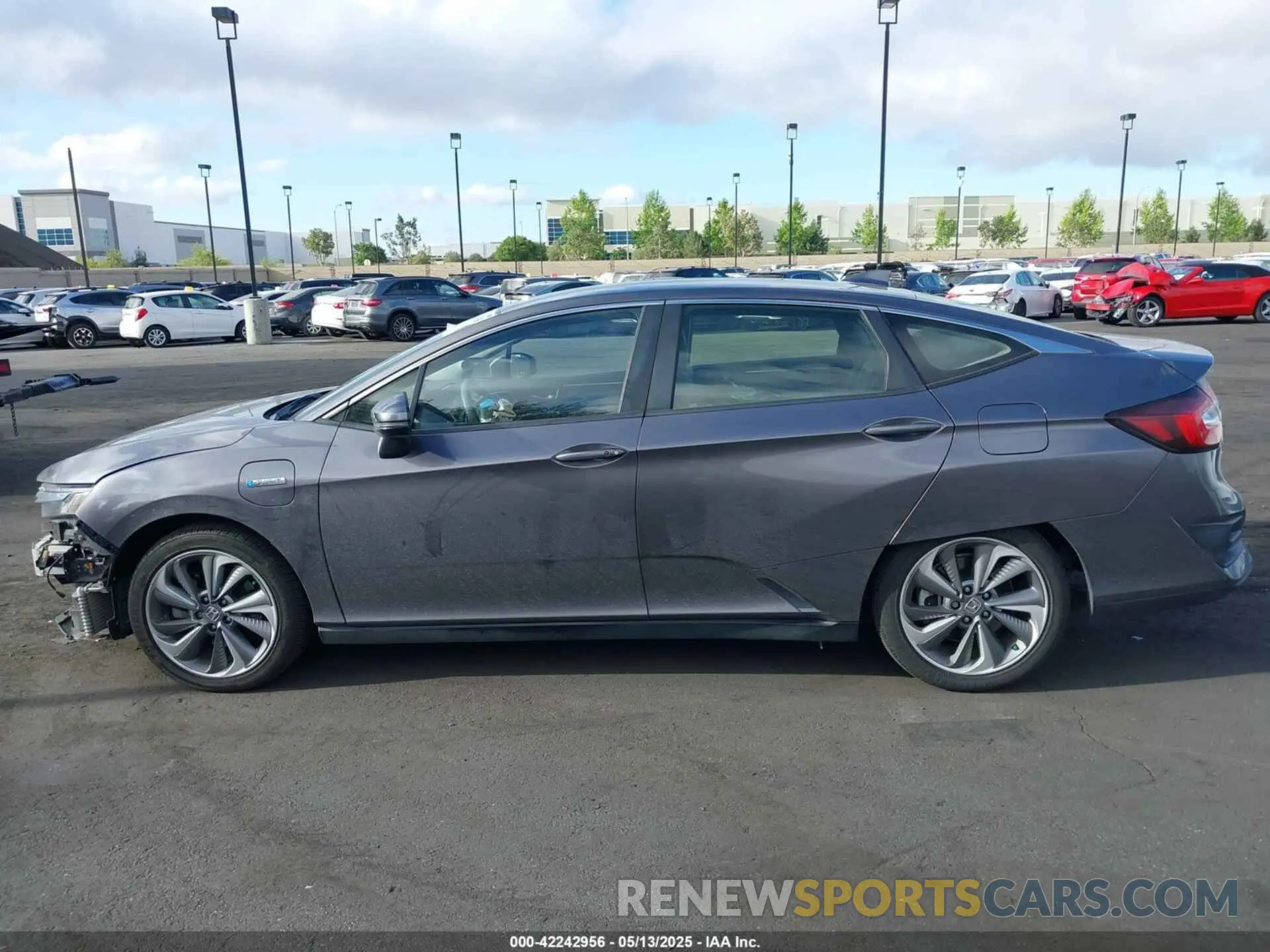 15 Photograph of a damaged car JHMZC5F13KC006824 HONDA CLARITY PLUG-IN HYBRID 2019