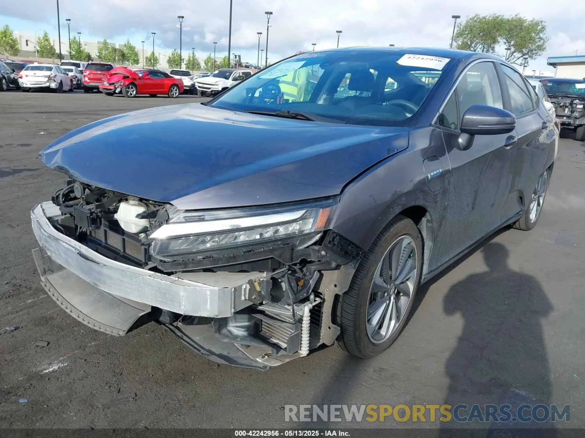 2 Photograph of a damaged car JHMZC5F13KC006824 HONDA CLARITY PLUG-IN HYBRID 2019