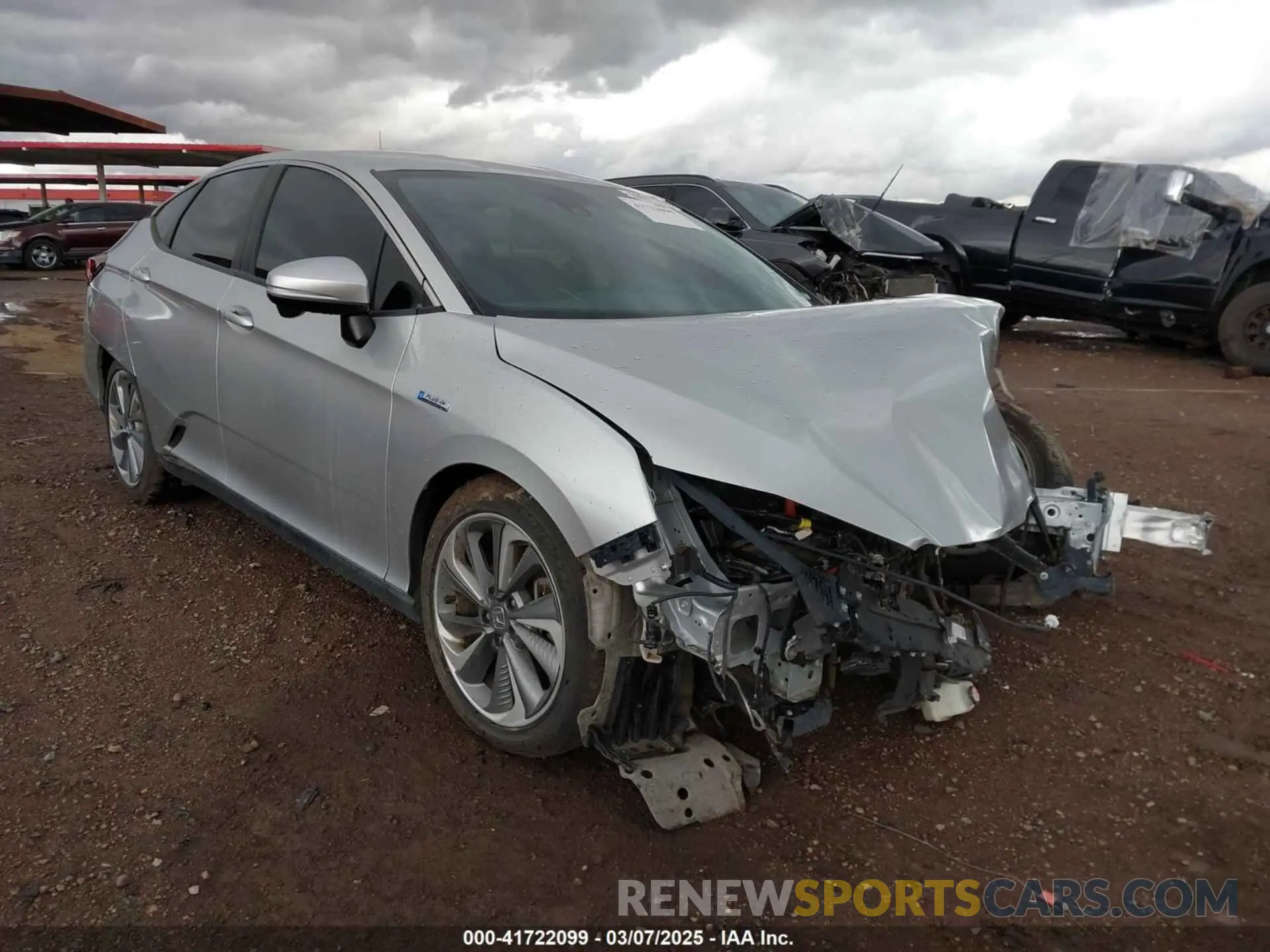 1 Photograph of a damaged car JHMZC5F17KC000007 HONDA CLARITY PLUG-IN HYBRID 2019