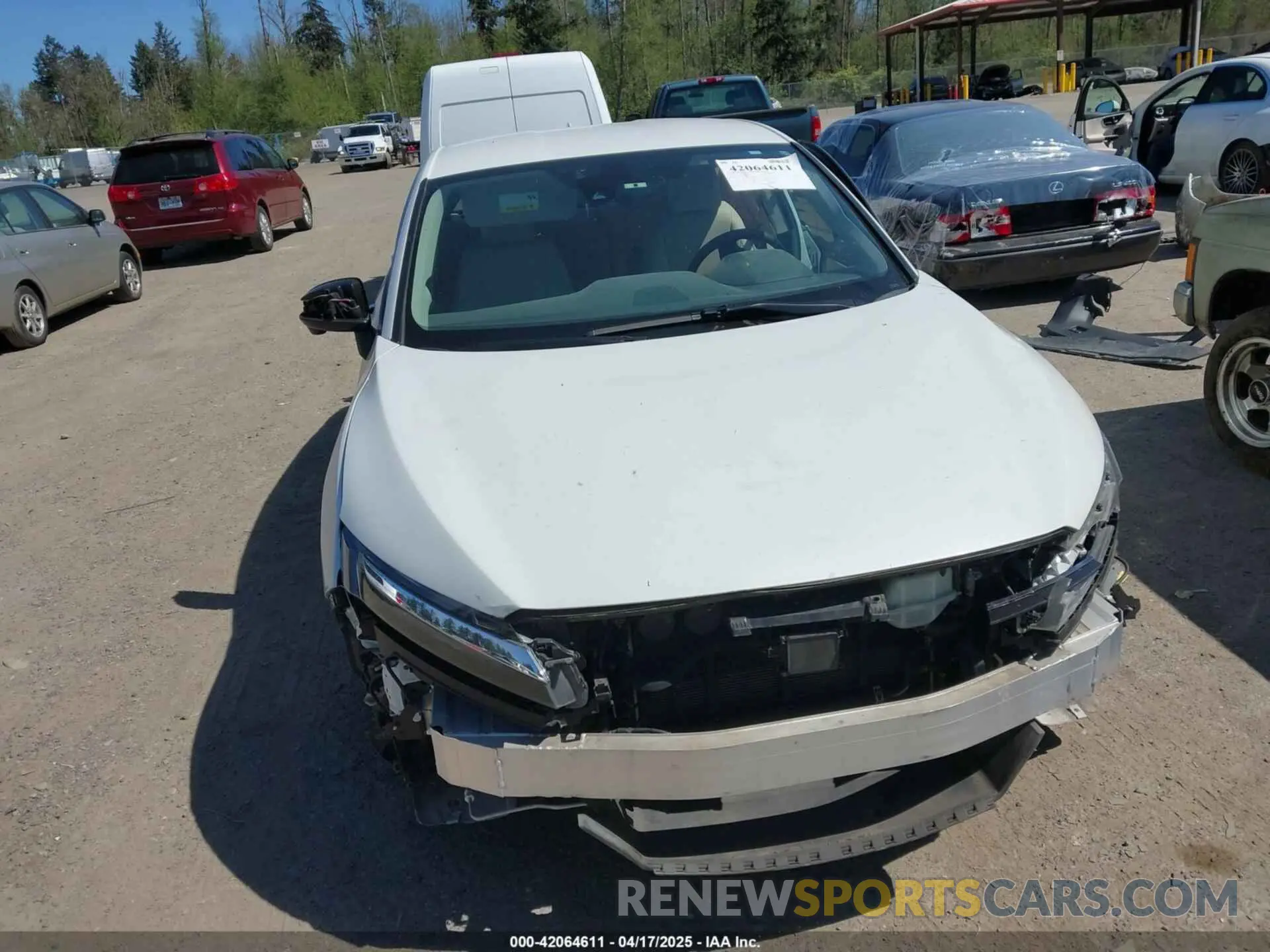12 Photograph of a damaged car JHMZC5F1XKC007033 HONDA CLARITY PLUG-IN HYBRID 2019