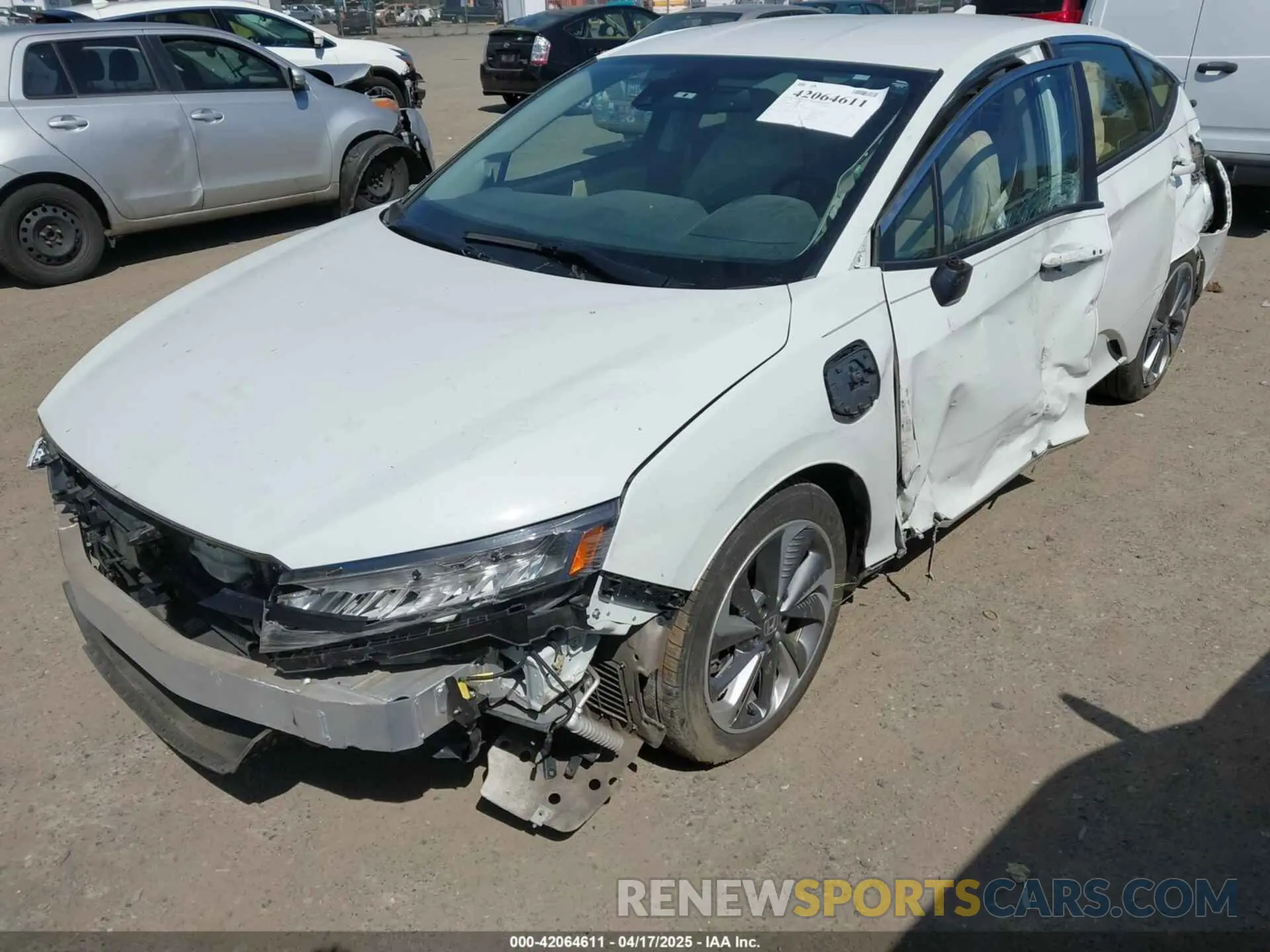 6 Photograph of a damaged car JHMZC5F1XKC007033 HONDA CLARITY PLUG-IN HYBRID 2019