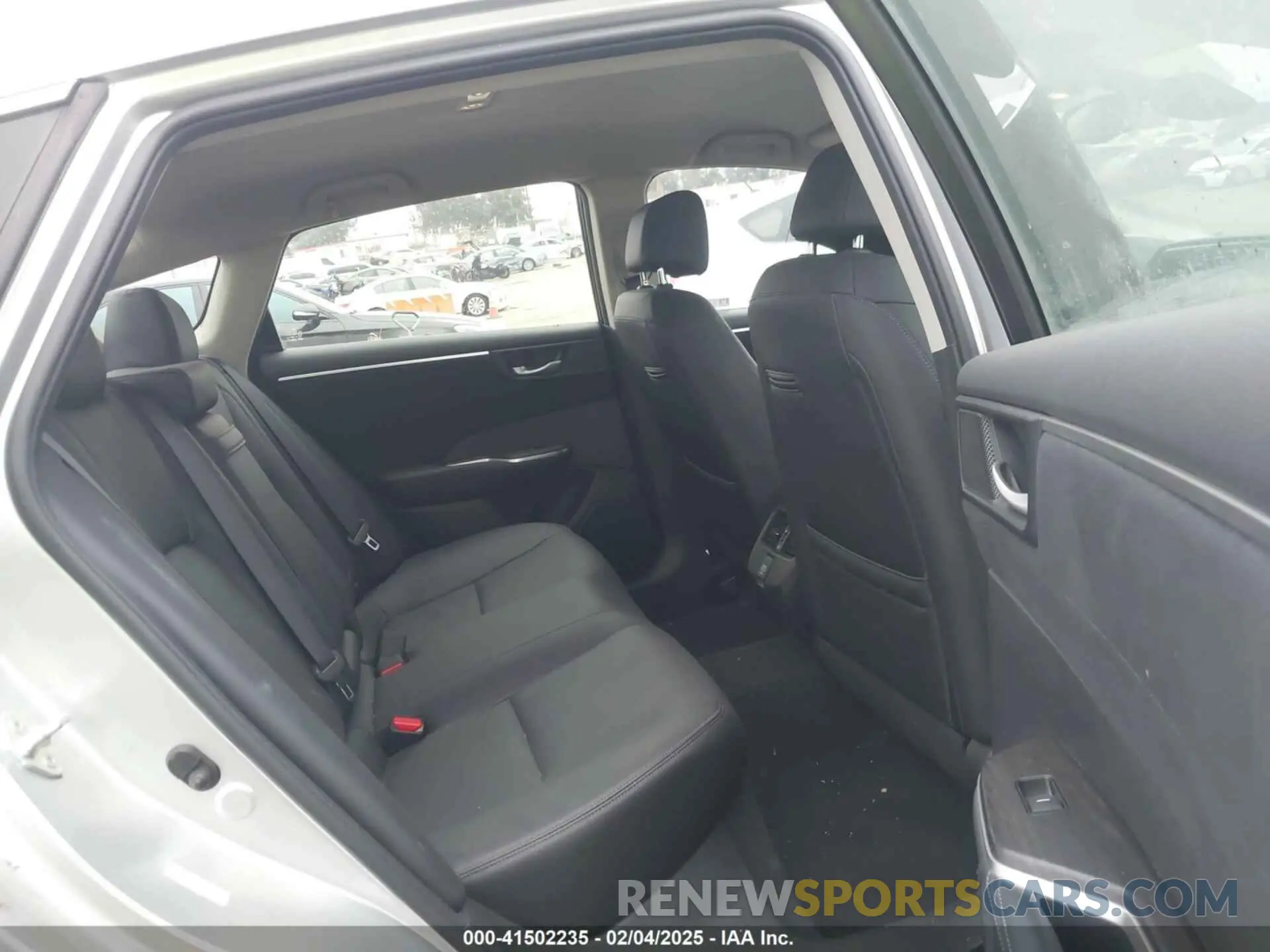 8 Photograph of a damaged car JHMZC5F36KC000792 HONDA CLARITY PLUG-IN HYBRID 2019