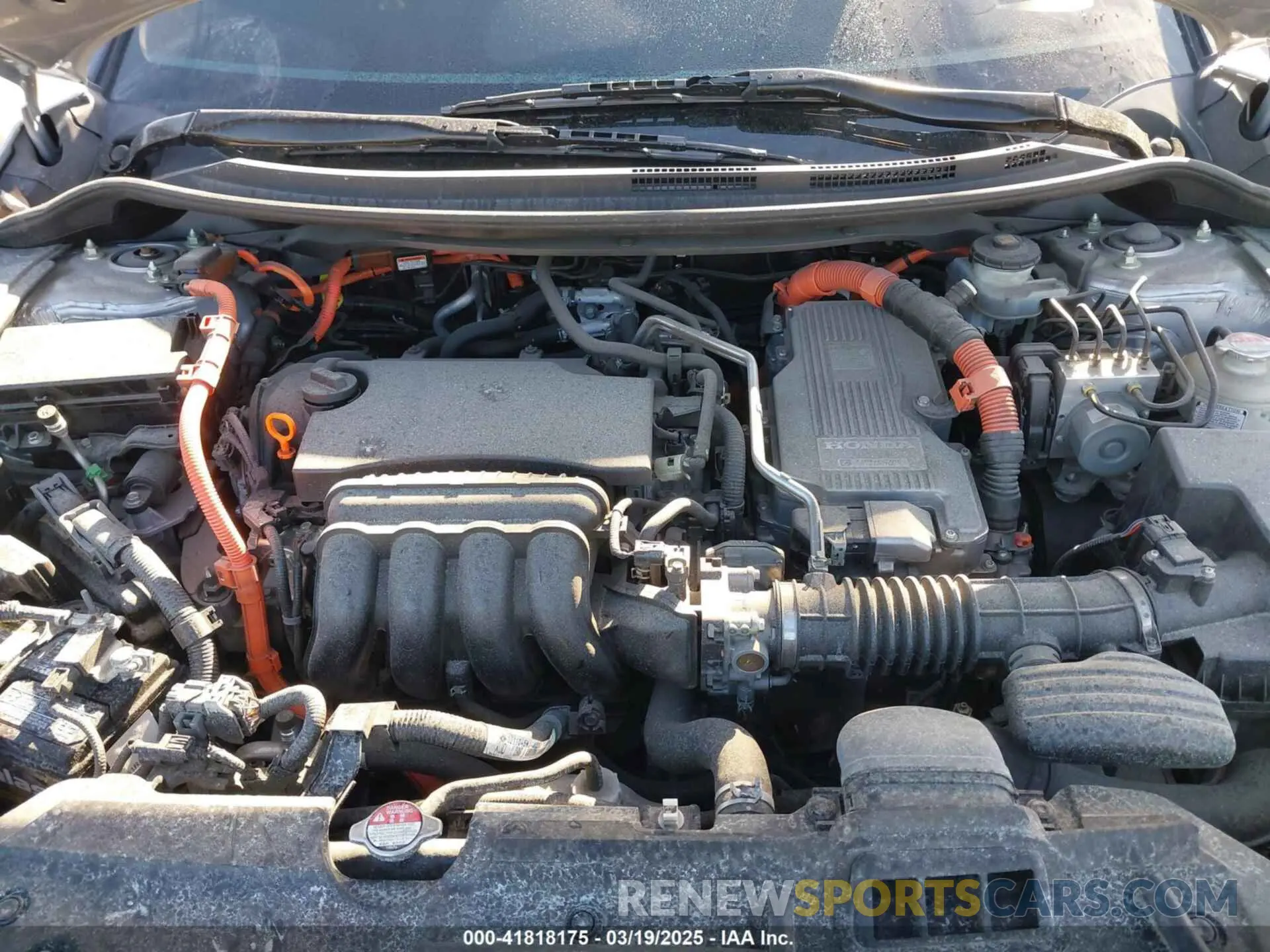 10 Photograph of a damaged car JHMZC5F38KC003399 HONDA CLARITY PLUG-IN HYBRID 2019